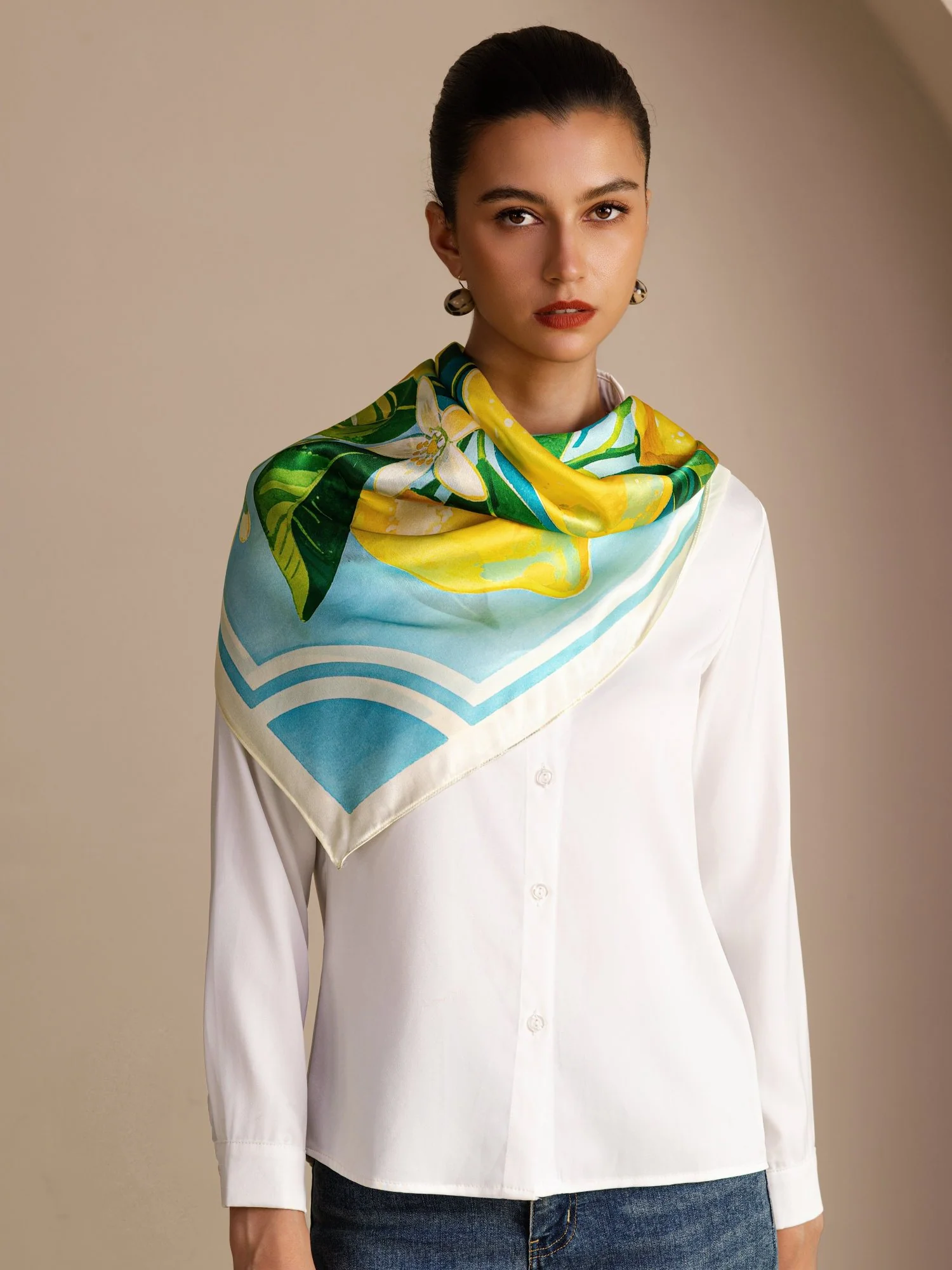 Foulard En Soie De Mûrier 100 Pour Cent Motif Citron Taille 90 x 90 cm - Image 3