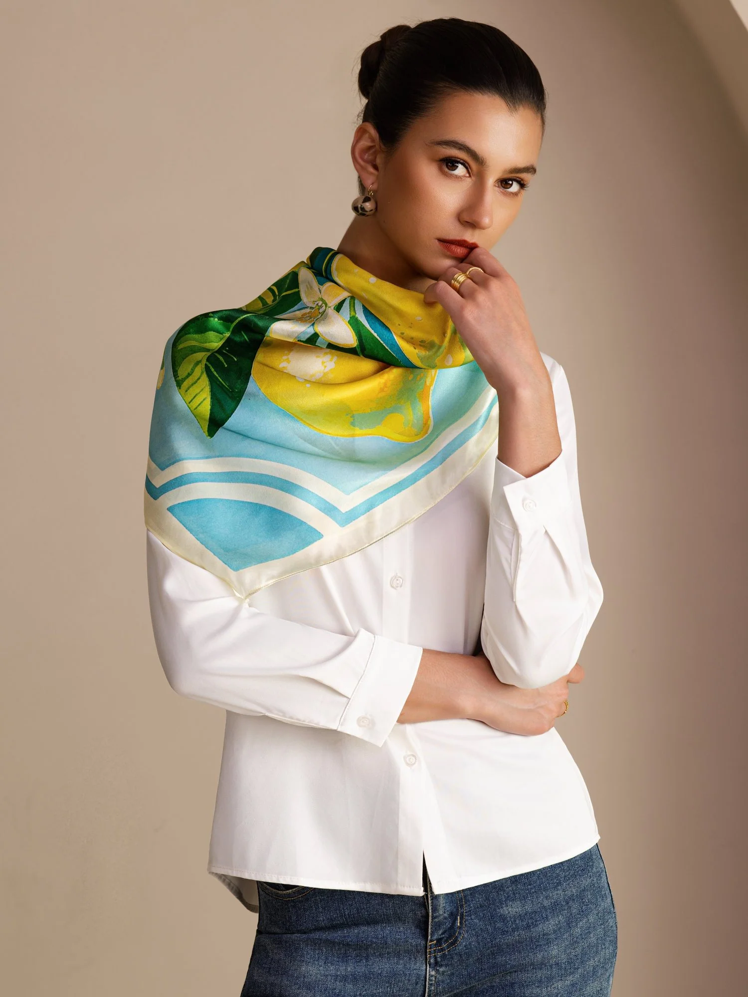 Foulard En Soie De Mûrier 100 Pour Cent Motif Citron Taille 90 x 90 cm - Image 4