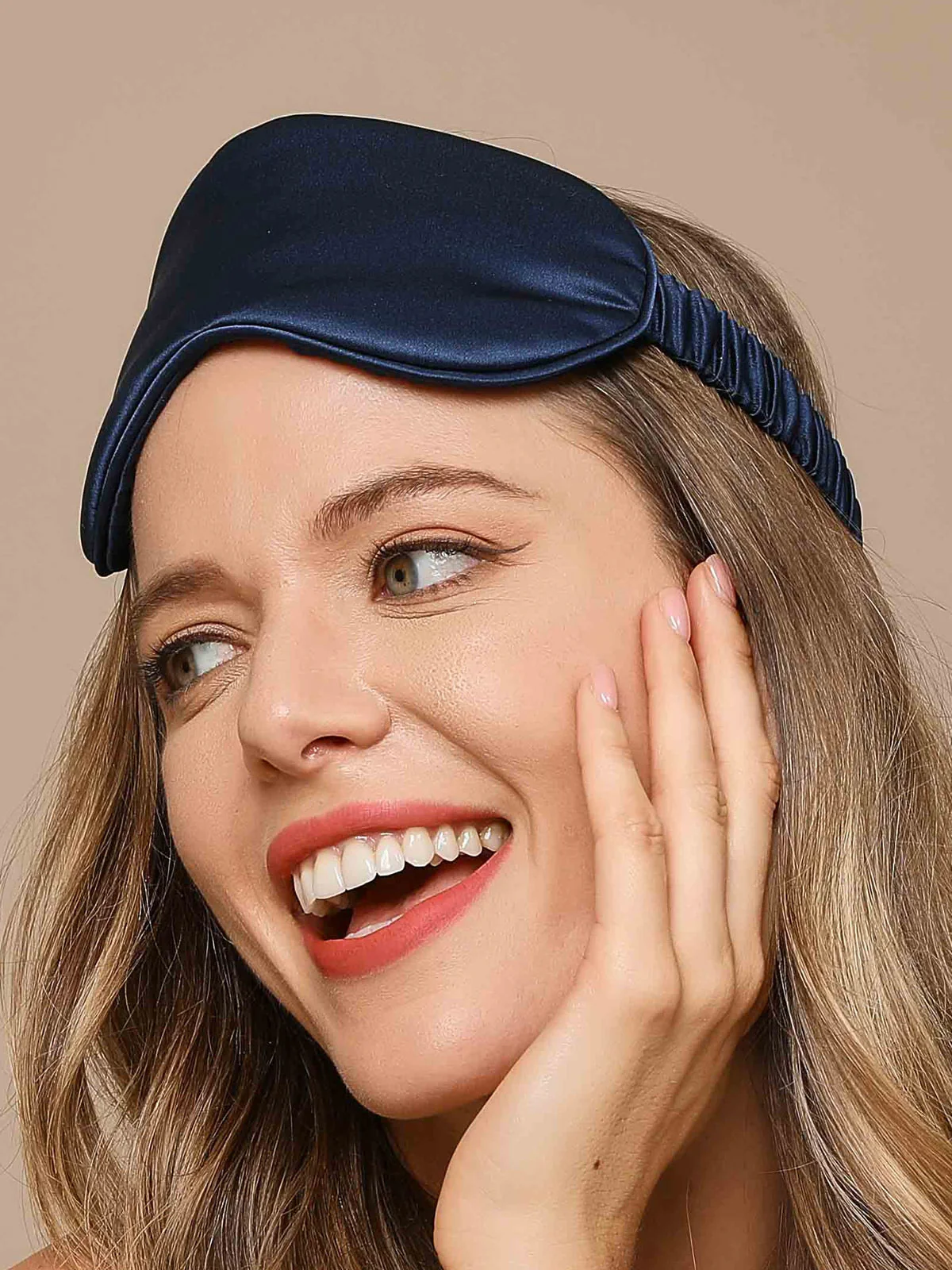 Masque de Sommeil en Soie Pure avec Bande Élastique - Image 4