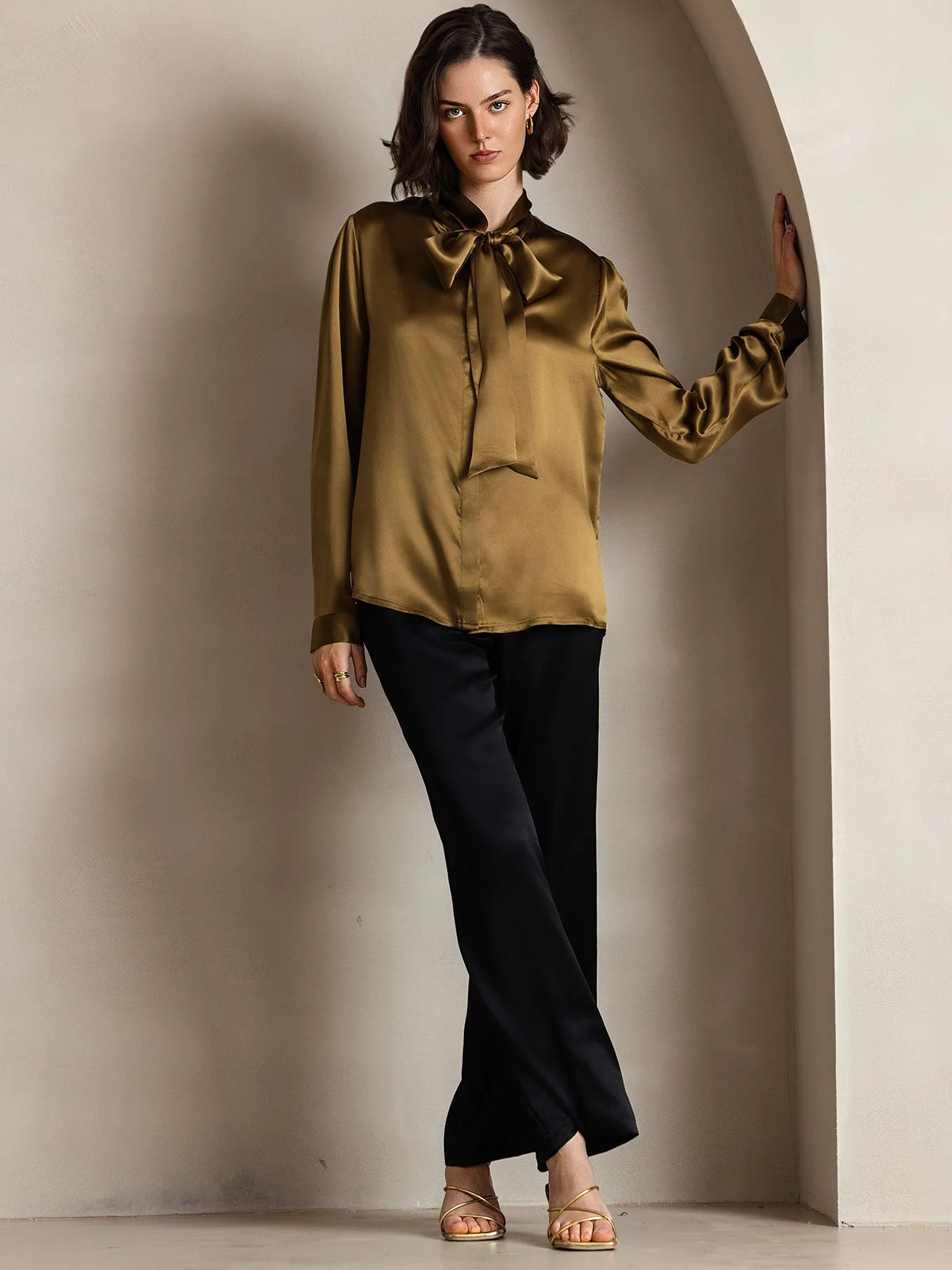 19 Momme Chemise Élégante en Soie avec Col à Nouer à Manches Longues - Image 20