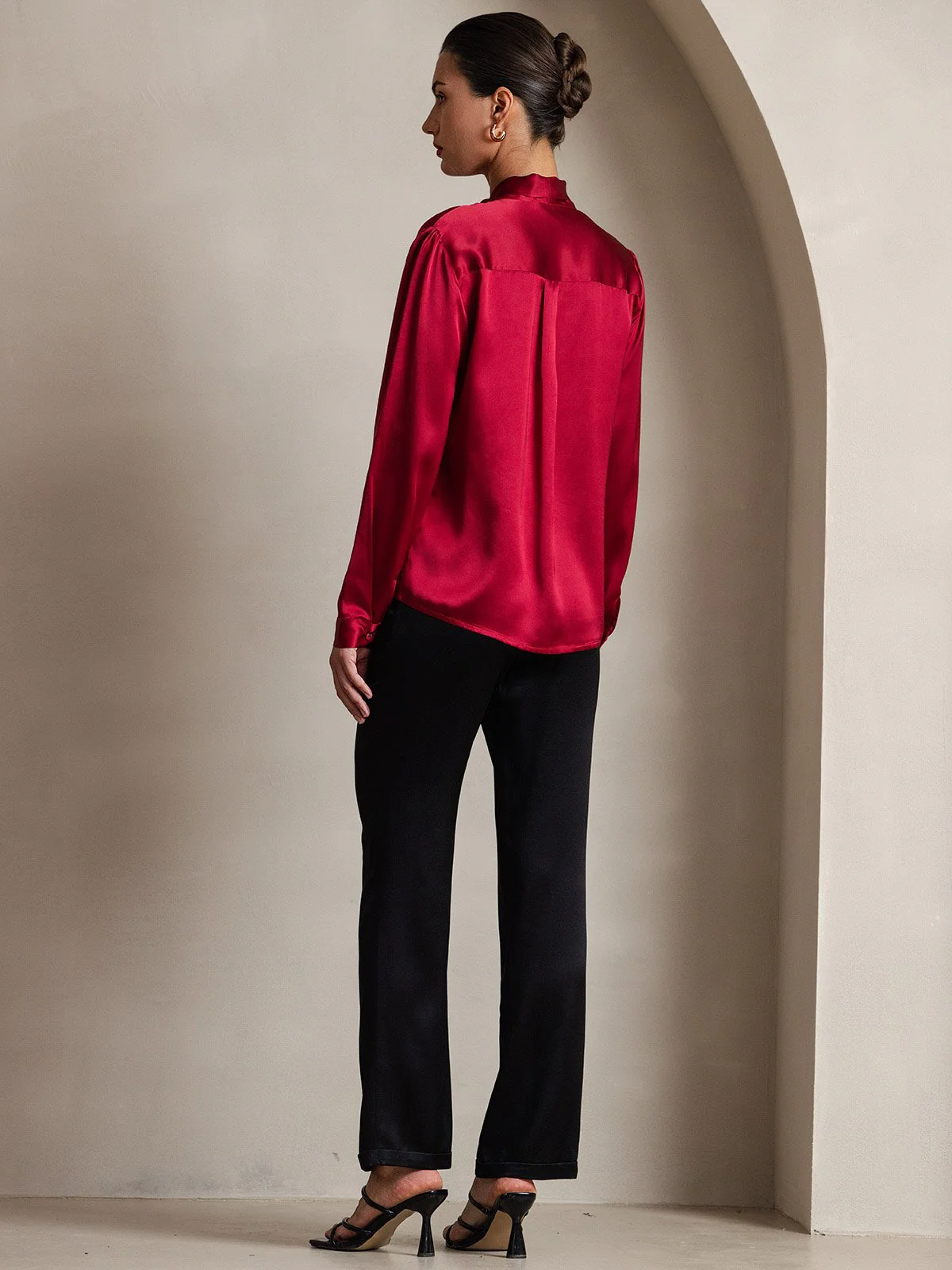 19 Momme Chemise Élégante en Soie avec Col à Nouer à Manches Longues - Image 27
