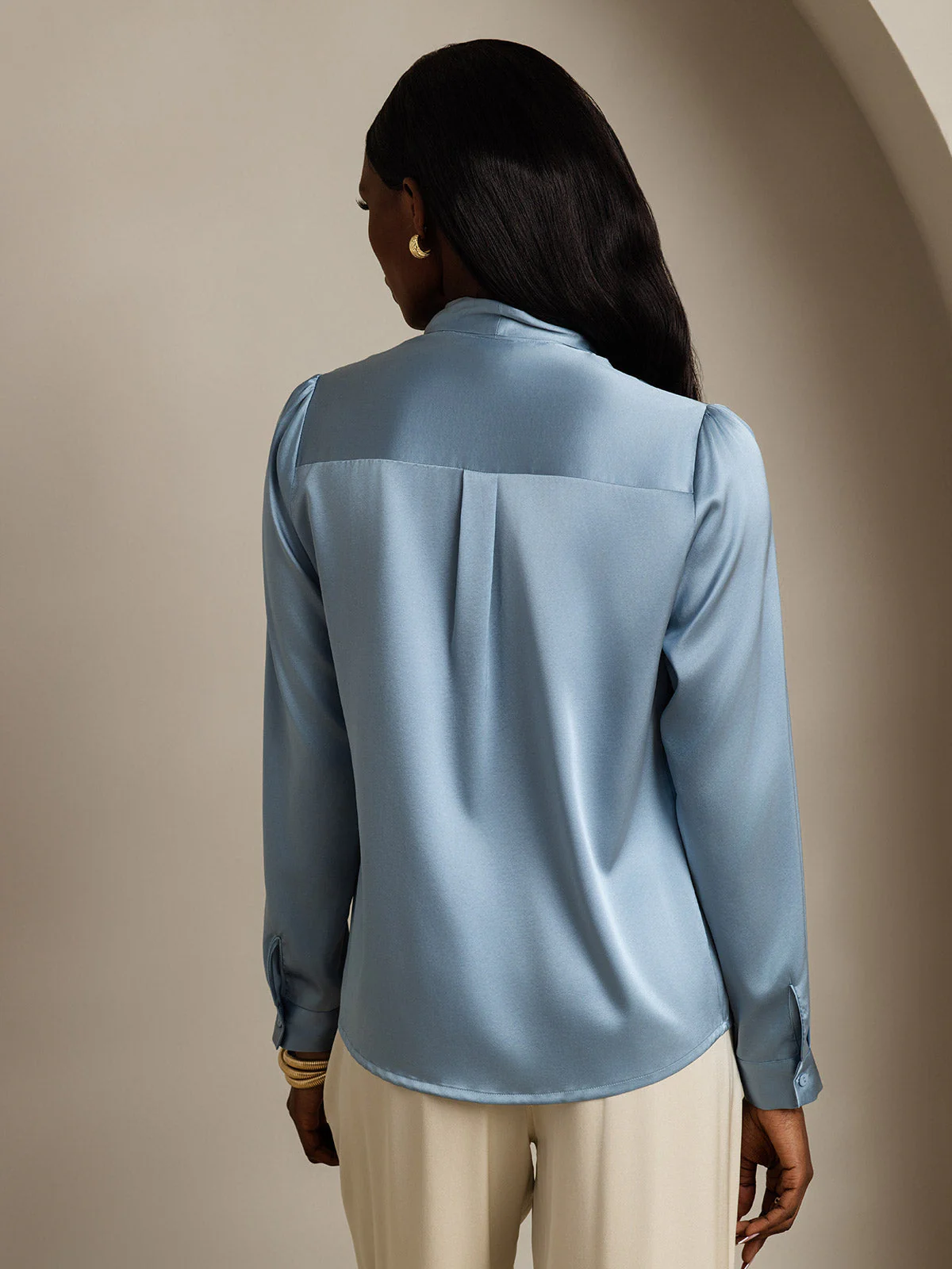 19 Momme Chemise Élégante en Soie avec Col à Nouer à Manches Longues - Image 31