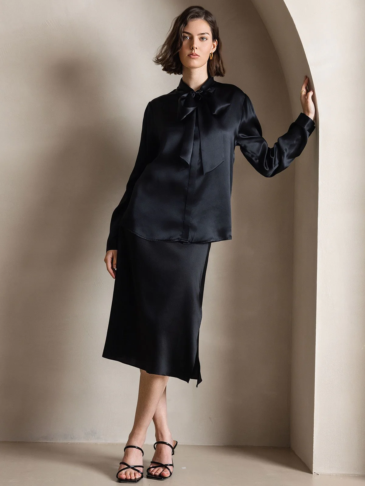 19 Momme Chemise Élégante en Soie avec Col à Nouer à Manches Longues - Image 38