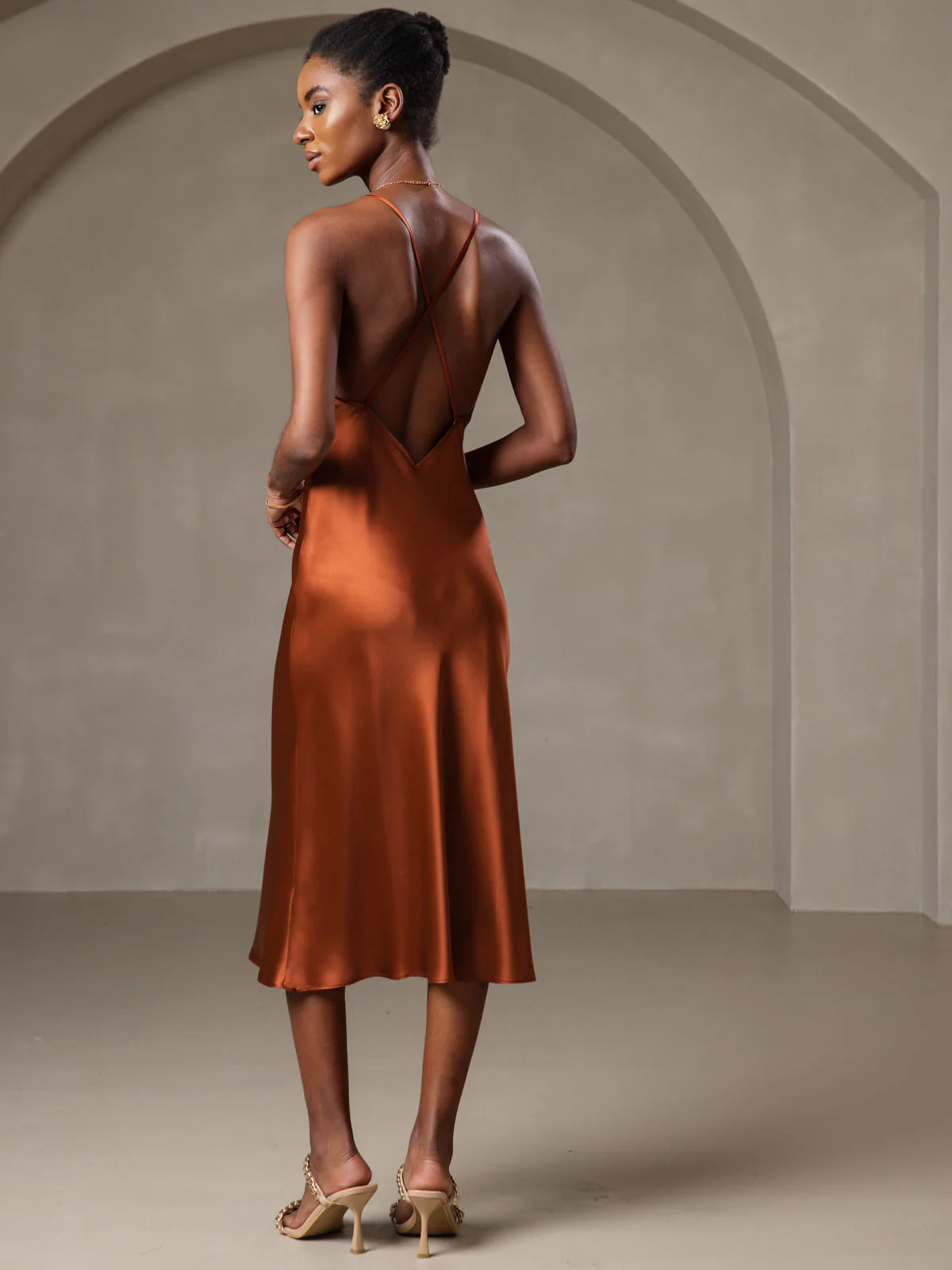 Pure Soie Bretelles Spaghetti dos Croisé Robe - Image 15