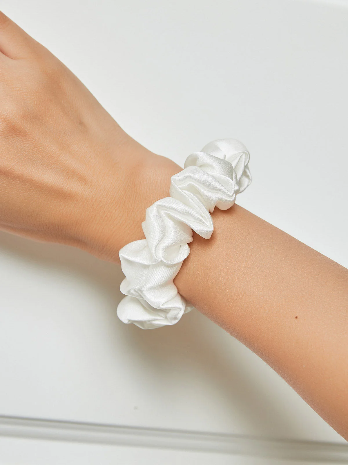 Chouchou Classique Doux En Soie 16Momme - 2cm - Image 16