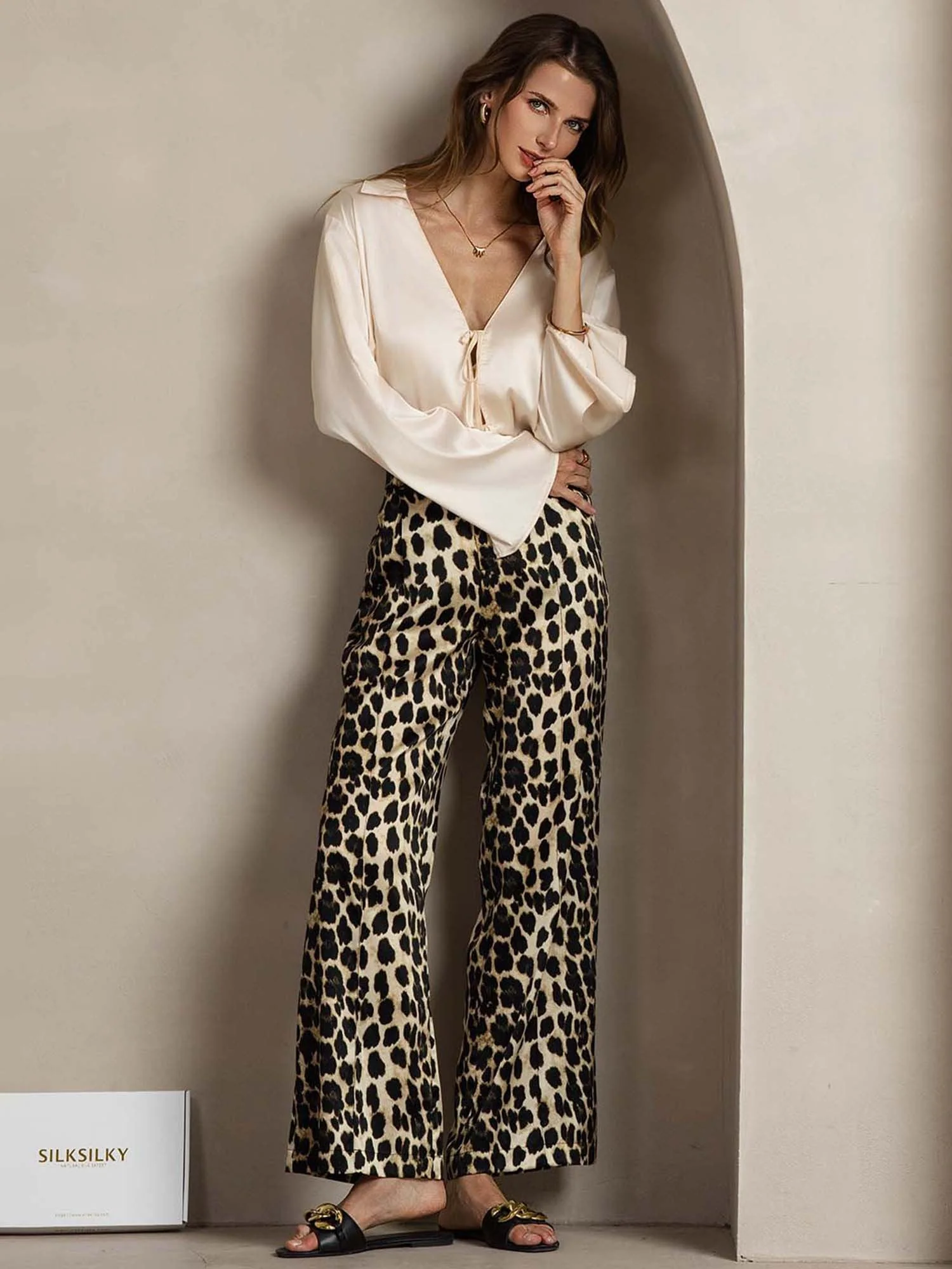 Pantalon Femme En Soie 19Momme À Imprimé Léopard À Jambes Droites Avec Poches Latérales - Image 5