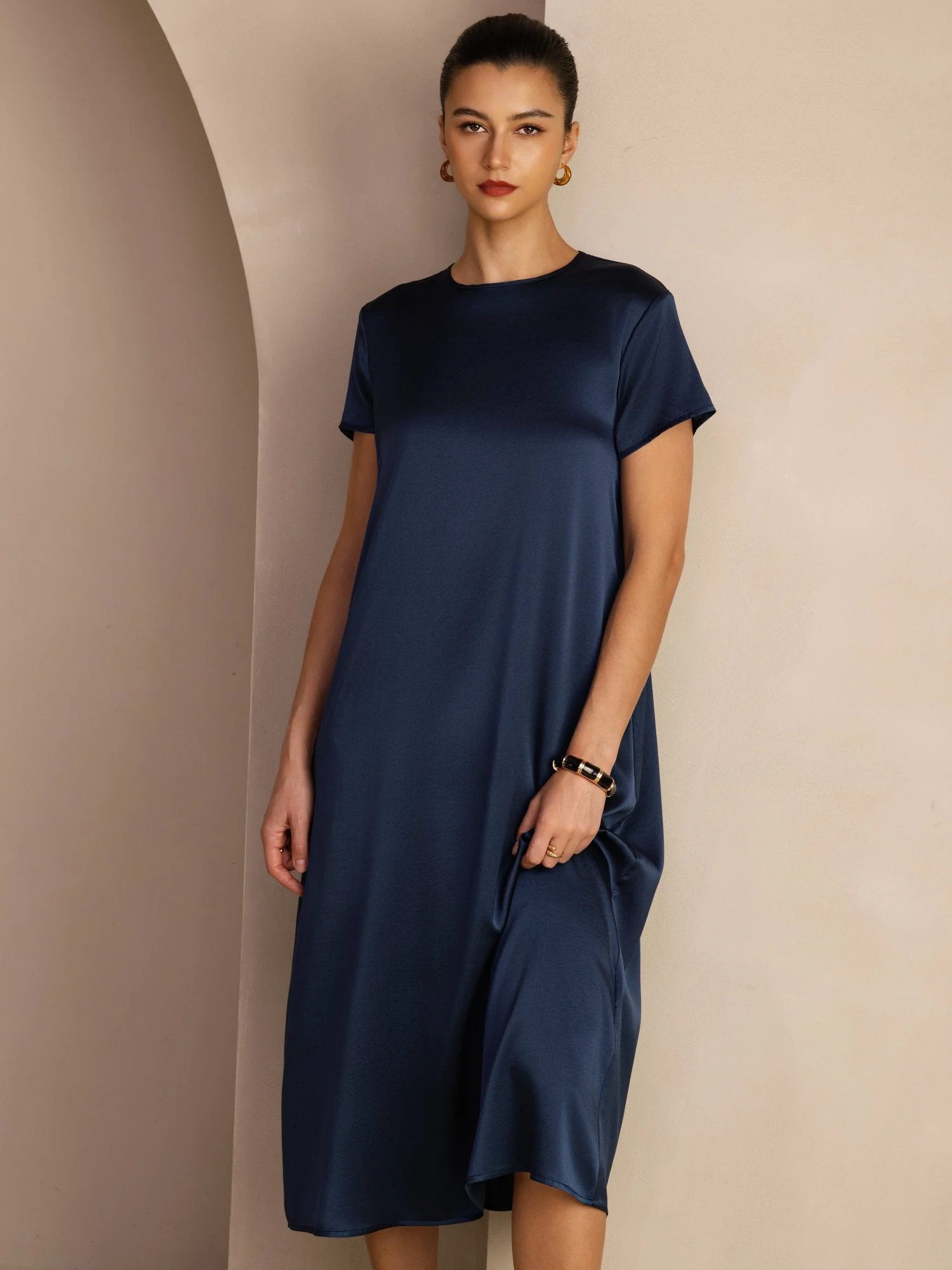 Robe Midi en Soie 19 Momme à Col Rond Manches Courtes et Poches Latérales - Image 19