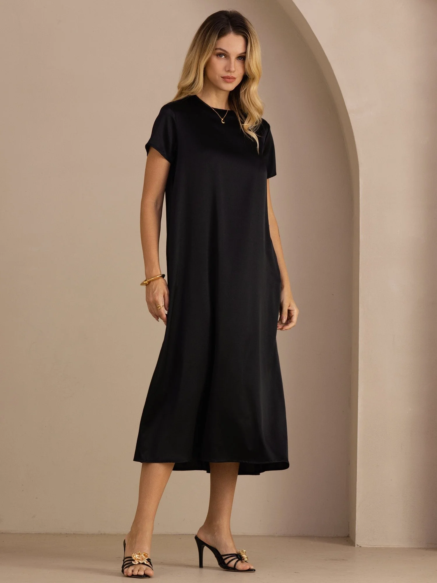 Robe Midi en Soie 19 Momme à Col Rond Manches Courtes et Poches Latérales - Image 24
