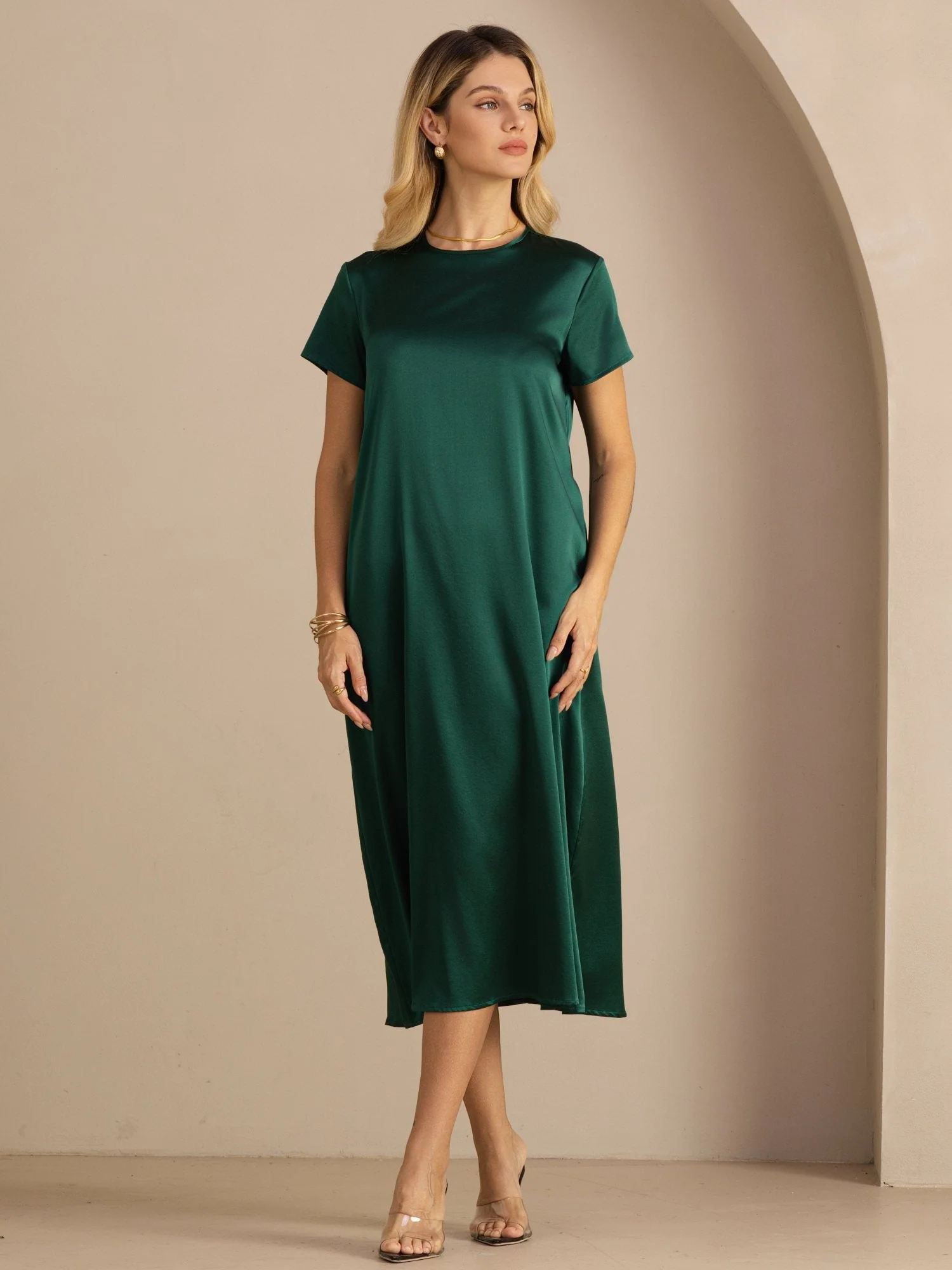 Robe Midi en Soie 19 Momme à Col Rond Manches Courtes et Poches Latérales - Image 5