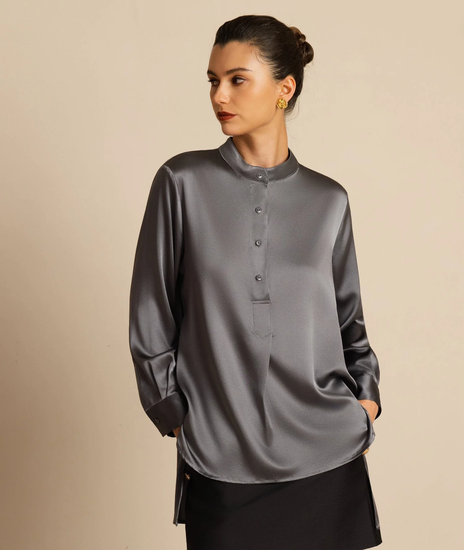 Blouse femme en soie 19Momme à col montant High-Low avec détails boutonnés - Image 25