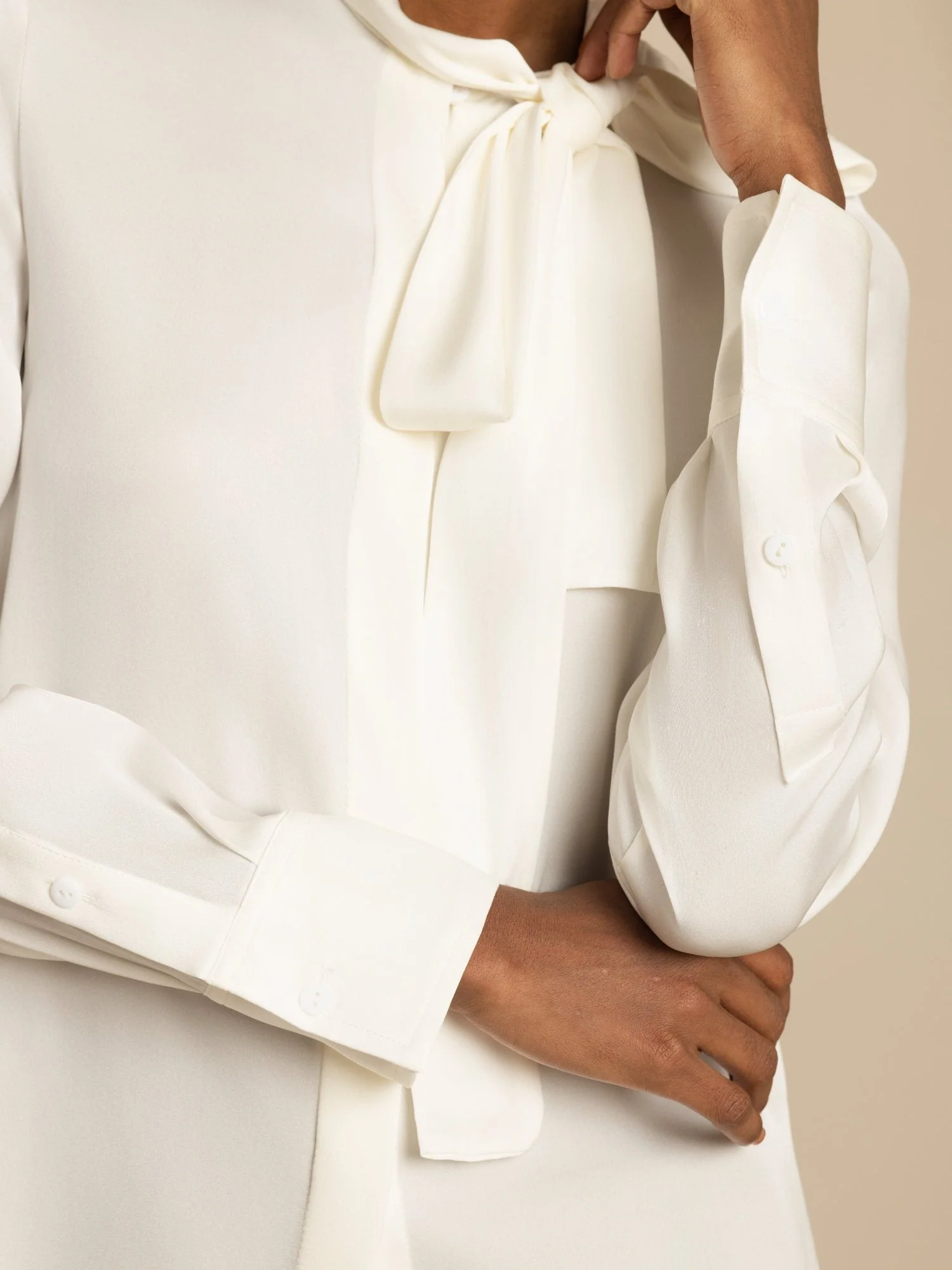 Chemisier Femme en Soie 19Momme avec Tie Neck Manches Longues - Image 5