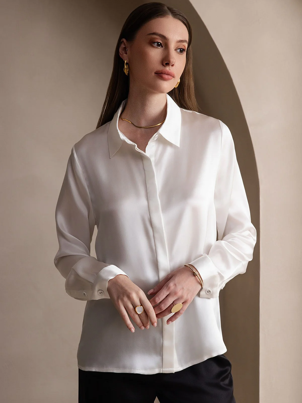 19 Momme Chemise Basique En Soie À Manches Longues - Image 9