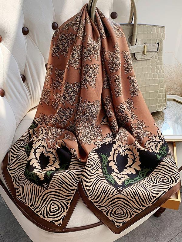 Foulard Carré en Soie Florale Marron 88x88cm