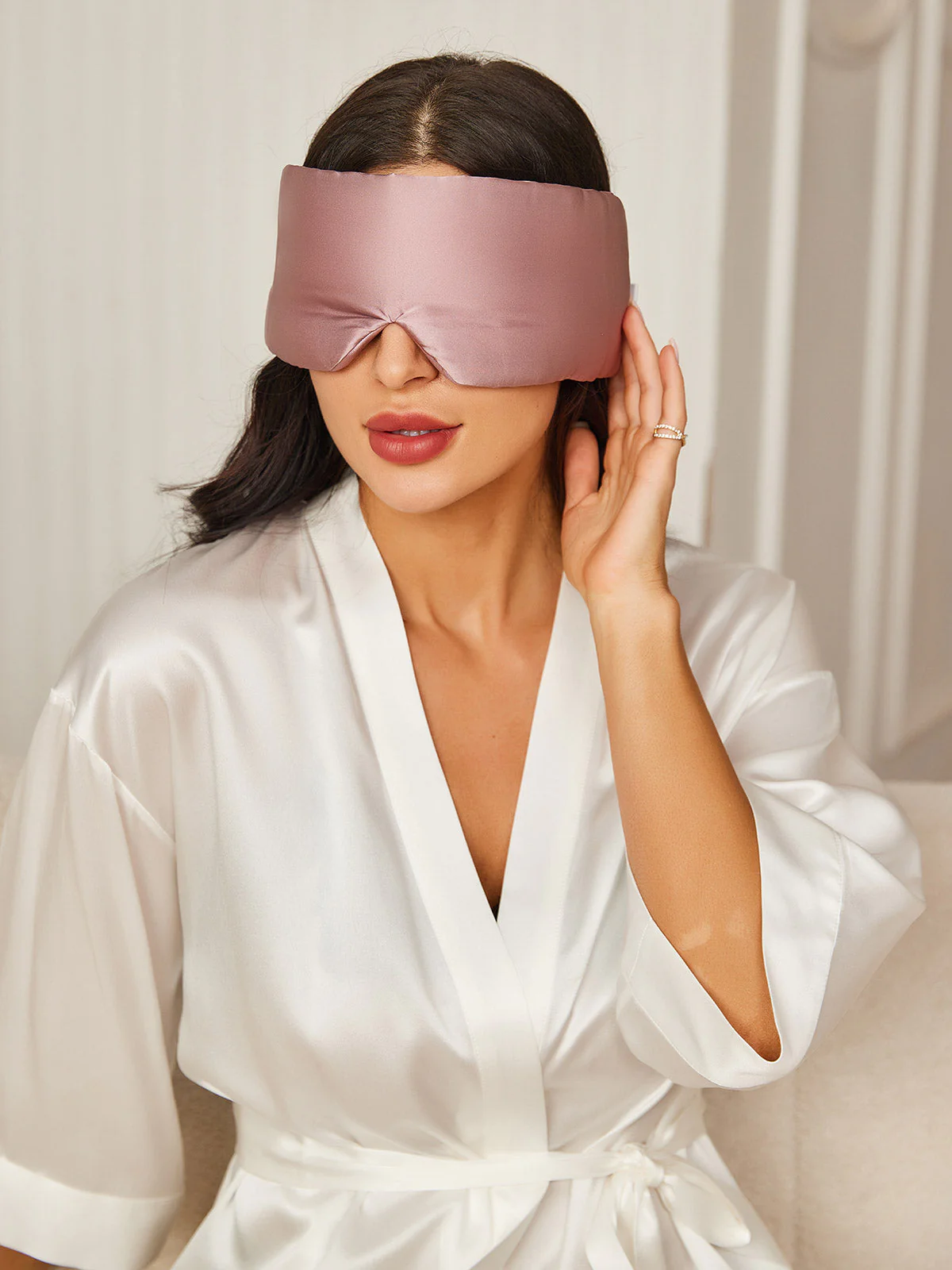 Masque de Sommeil en Soie avec Fermeture Velcro Ajustable et Enveloppement Complet - Image 21