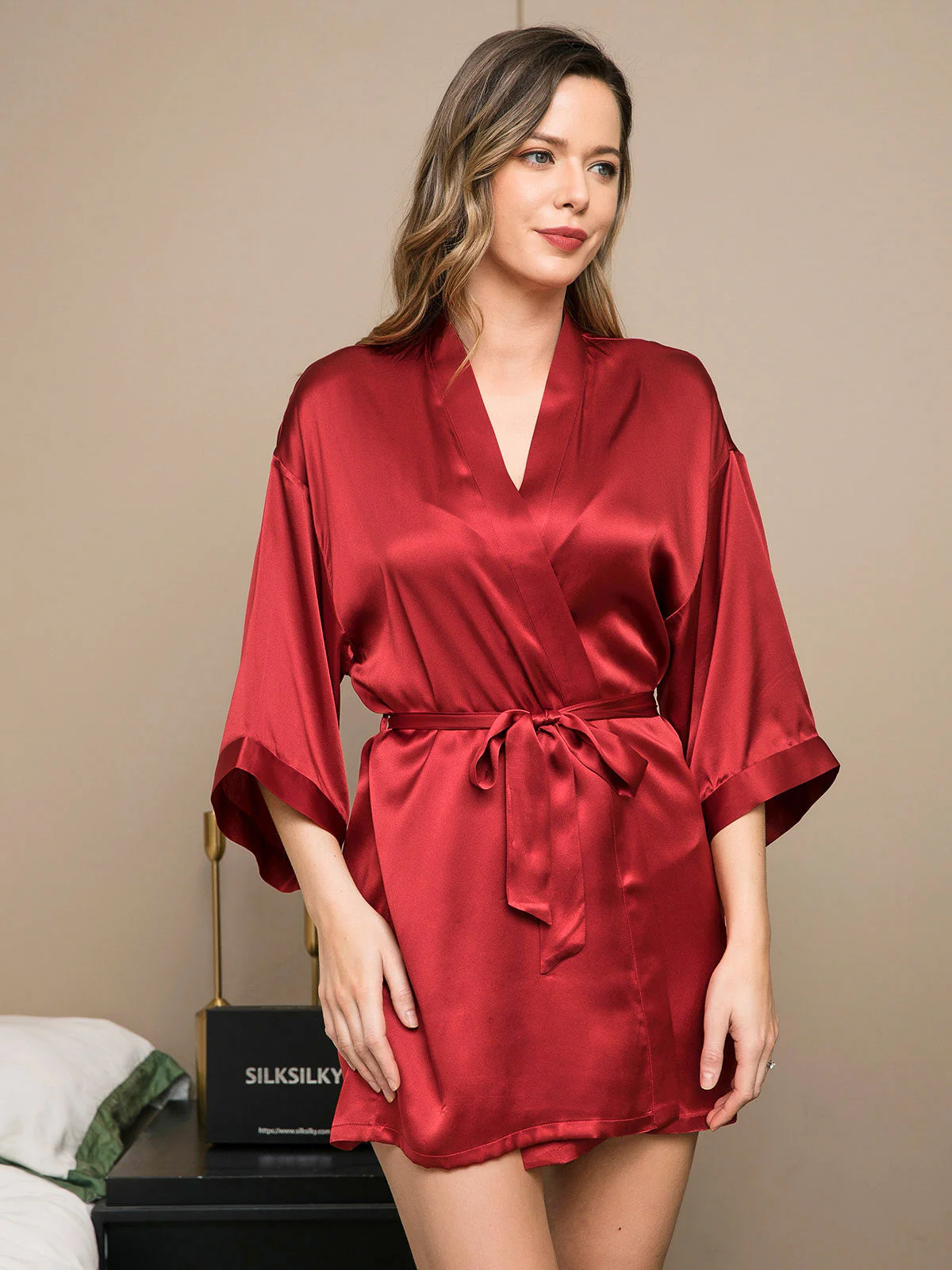 Kimono Court En Pure Soie Pour Femme Avec Coupe Croisée - Image 35