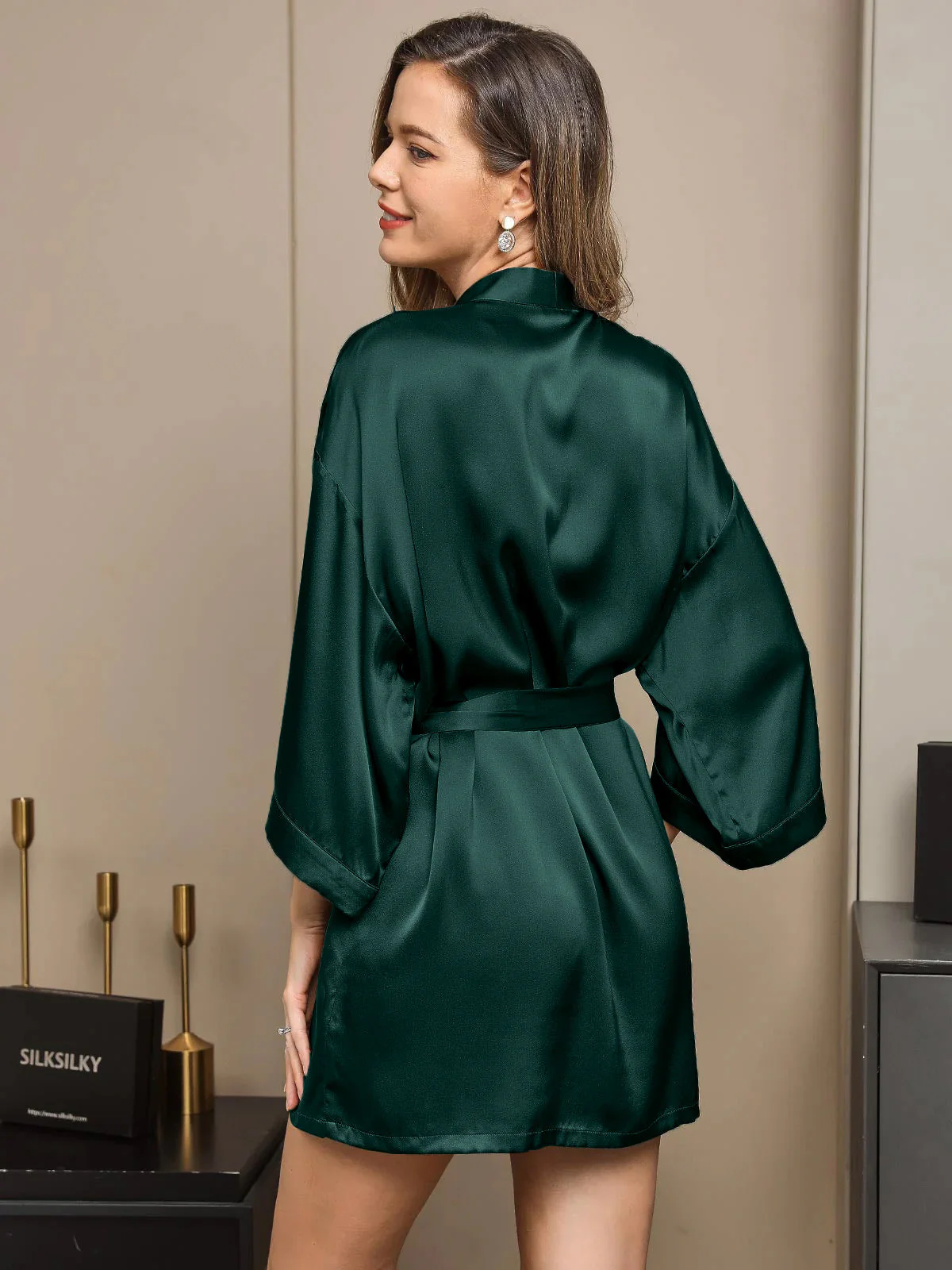 Kimono Court En Pure Soie Pour Femme Avec Coupe Croisée - Image 7
