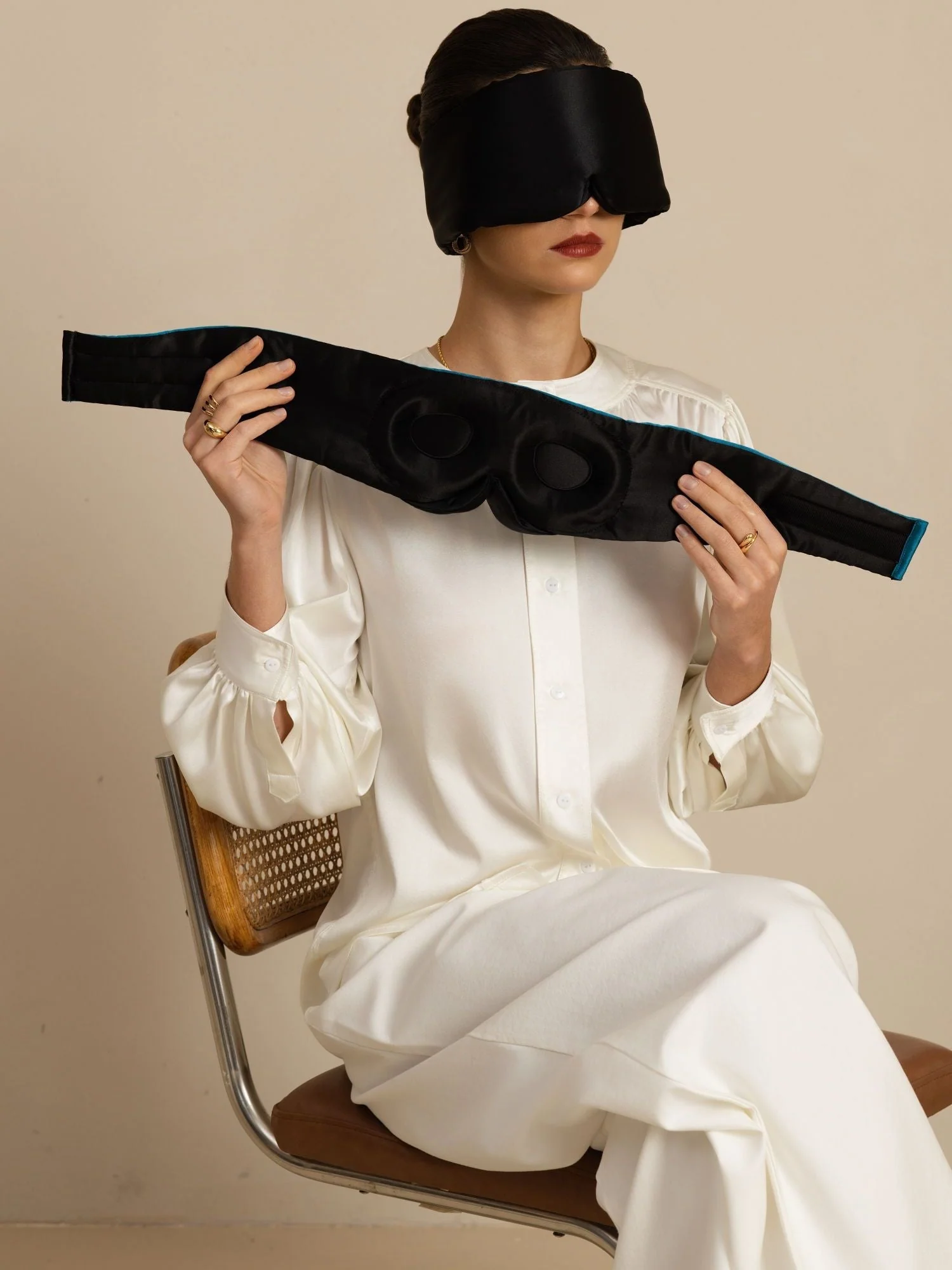 Masque De Sommeil 3D Contouré En Soie Pure Avec Fermeture Velcro - Image 12
