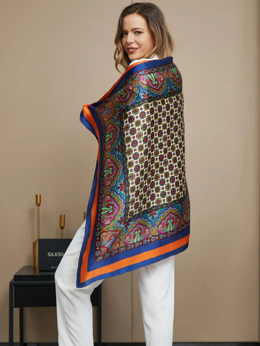 Foulard / Châle Carré Bohème en Pure Soie 86x86cm - Image 3