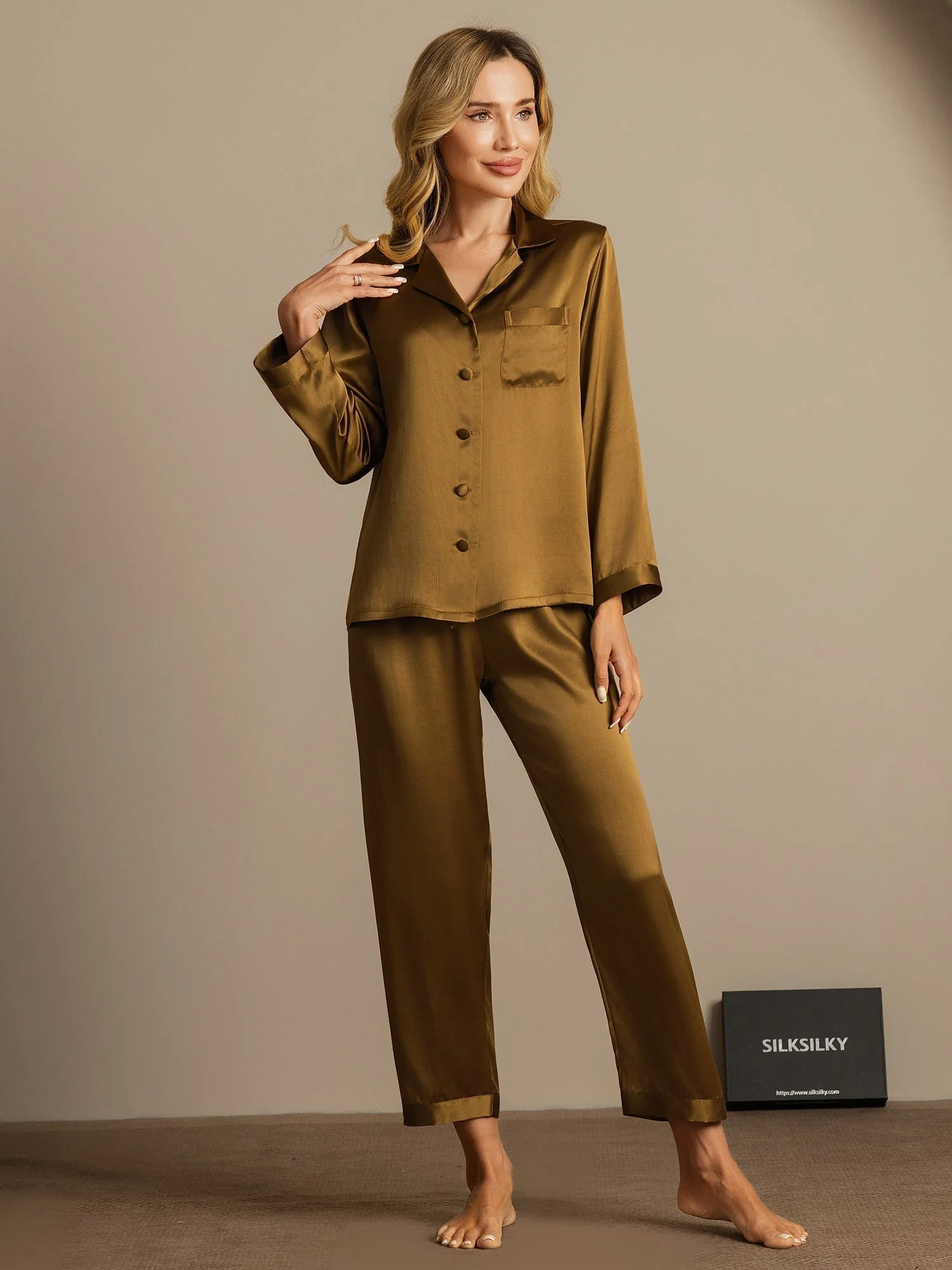Femme Pyjamas Pure Soie Boutons - Image 69