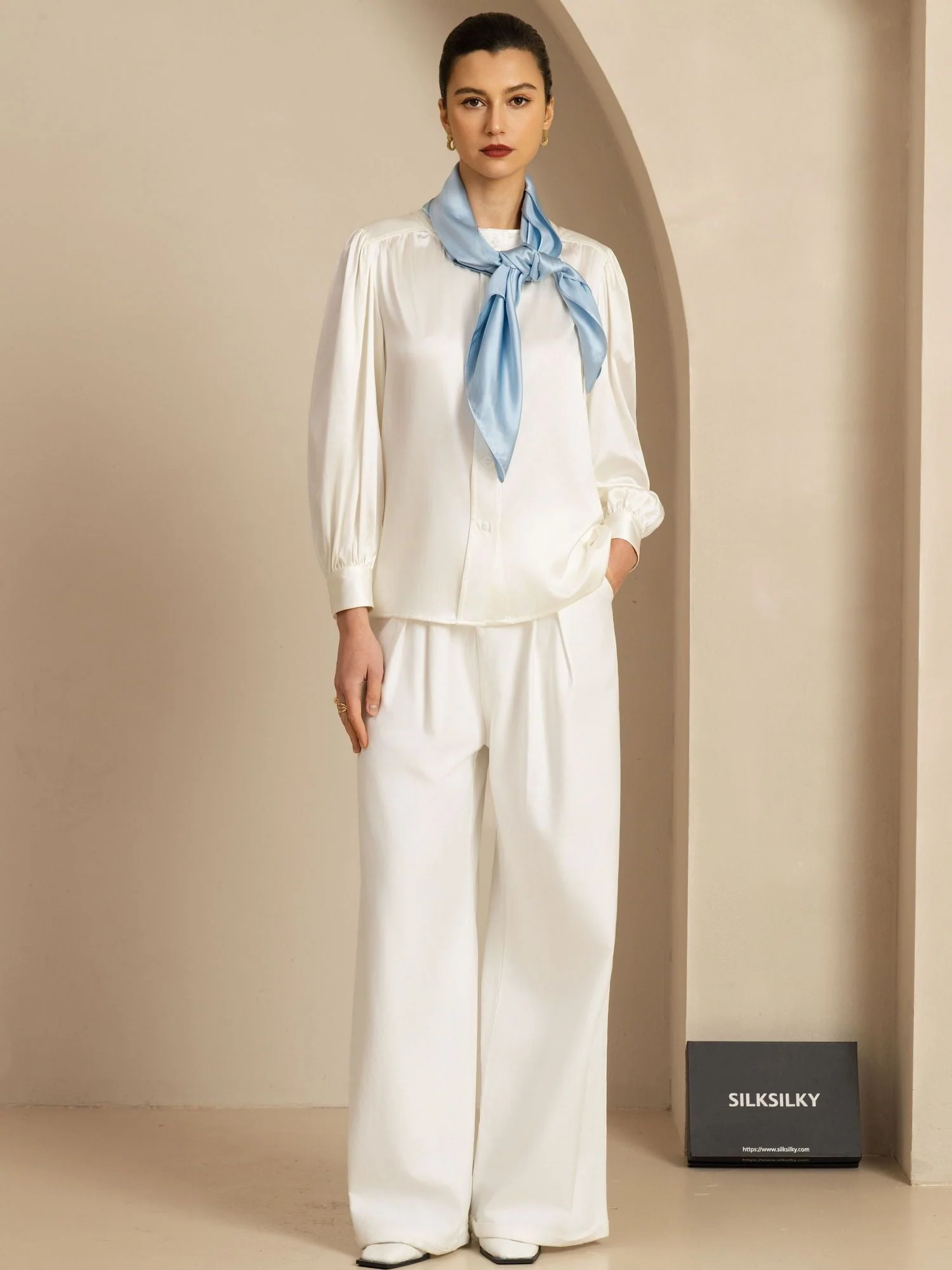 Foulard Carré Classique Élégant en Soie Pure - Taille 90x90cm - Image 34
