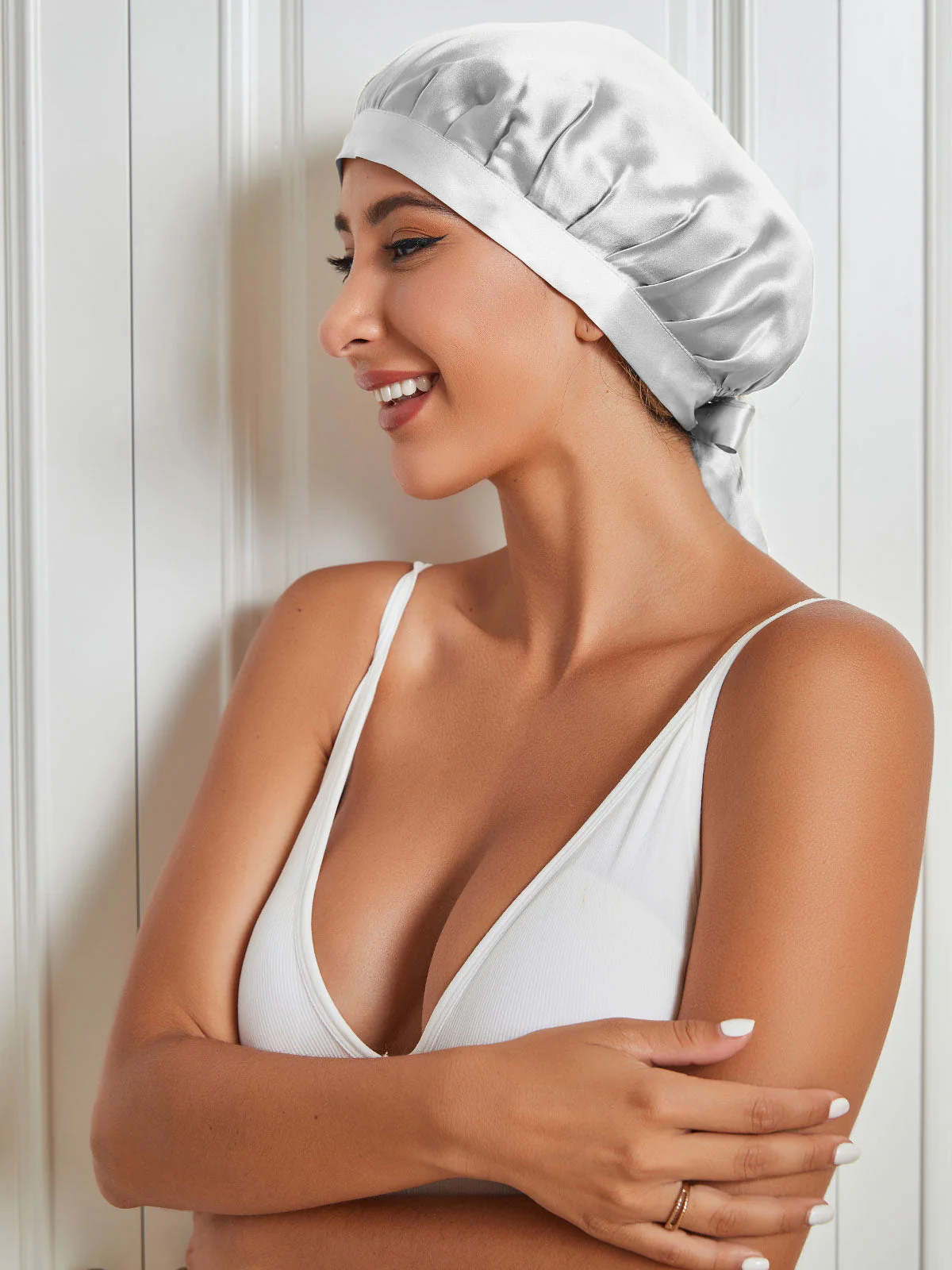 Bonnet Classique en Pure Soie avec Rubans - Image 74