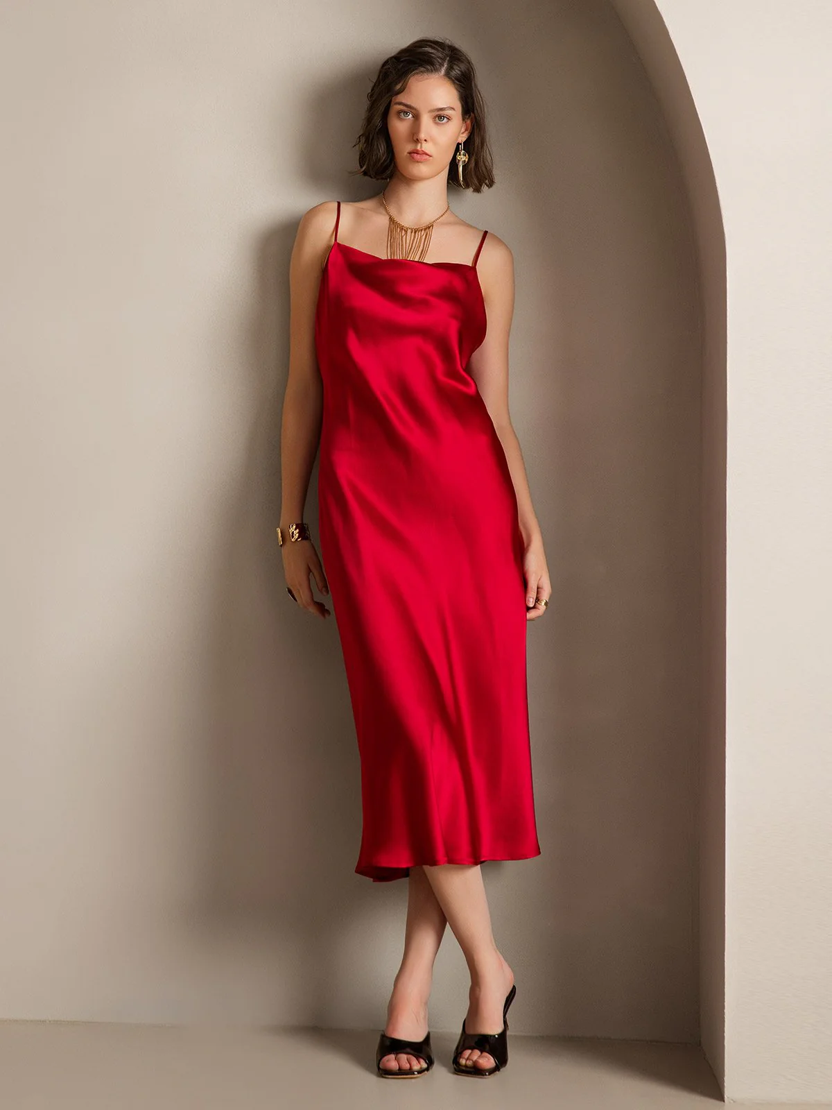Robe Maxi Longue en Soie Pure avec Bretelles - Image 24