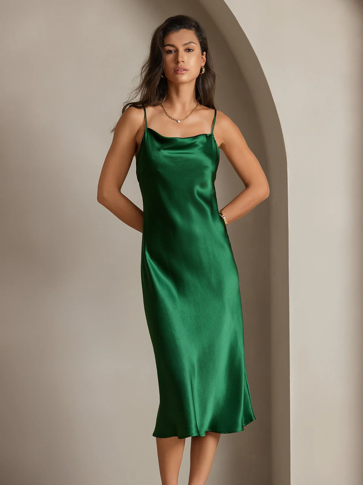 Robe Maxi Longue en Soie Pure avec Bretelles - Image 8