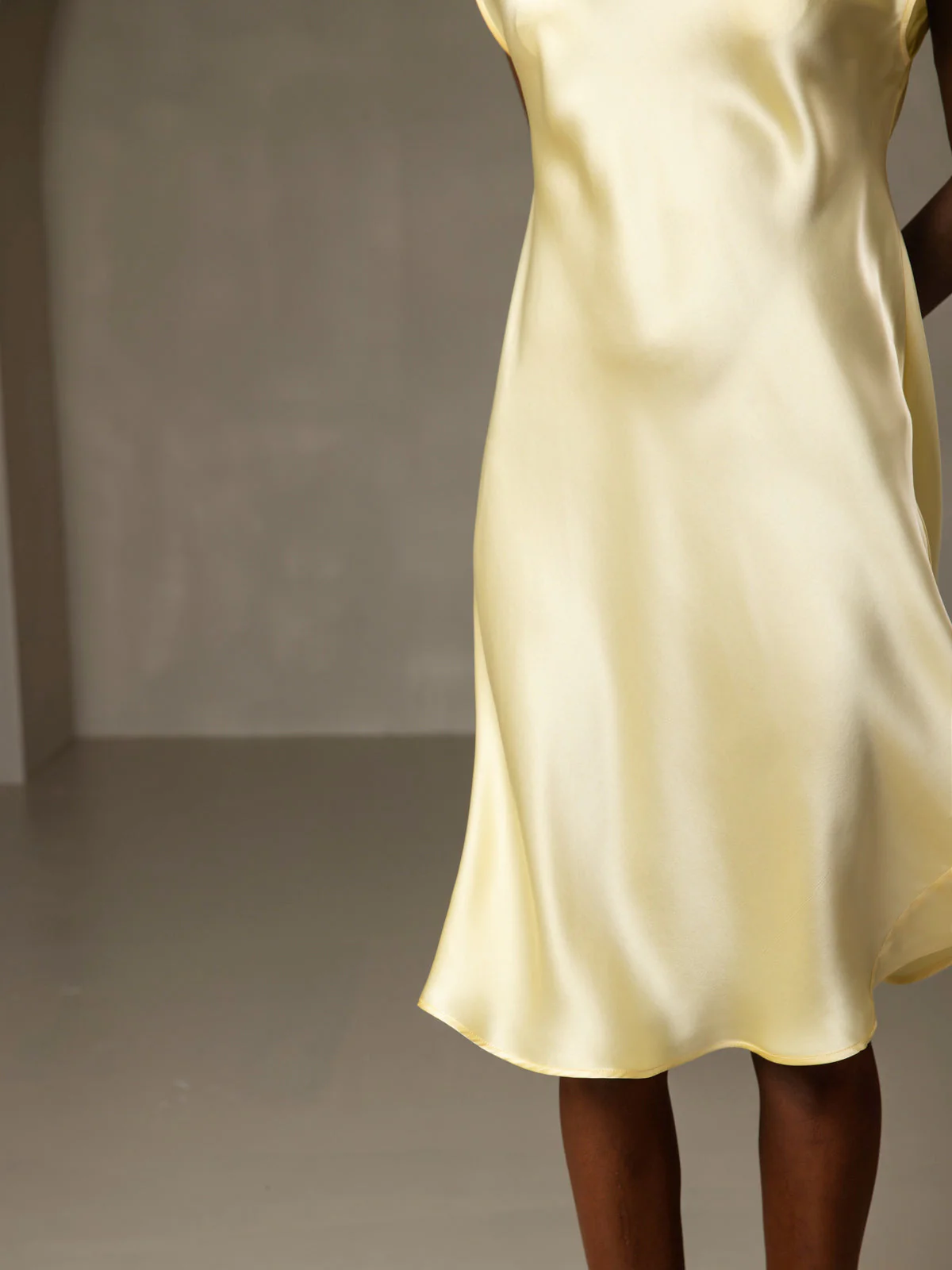 Soie Pure Élégante Cap Sleeve Chemise de Nuit - Image 42