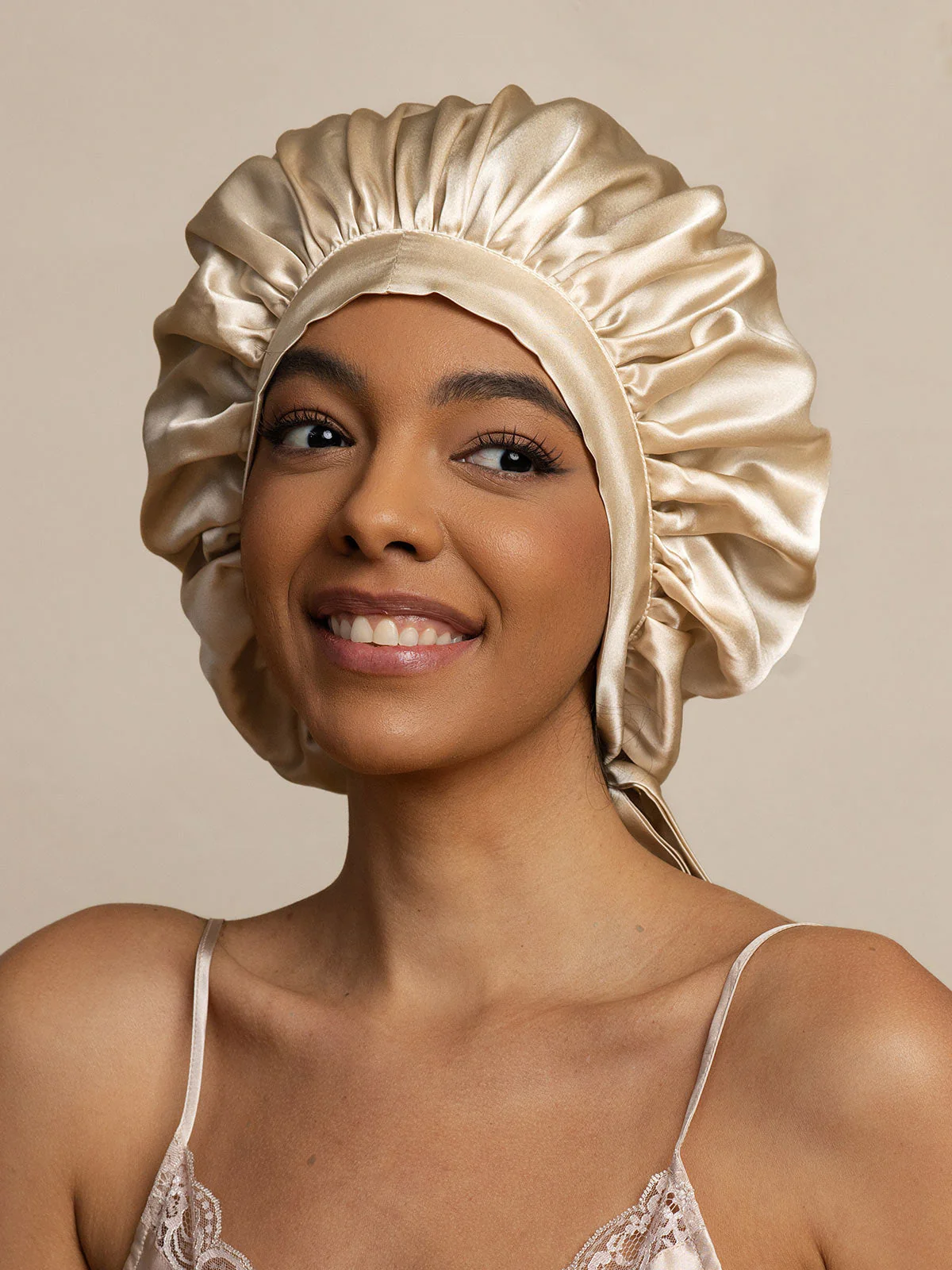 Bonnet de nuit élégant en soie pure avec longs rubans - Image 24