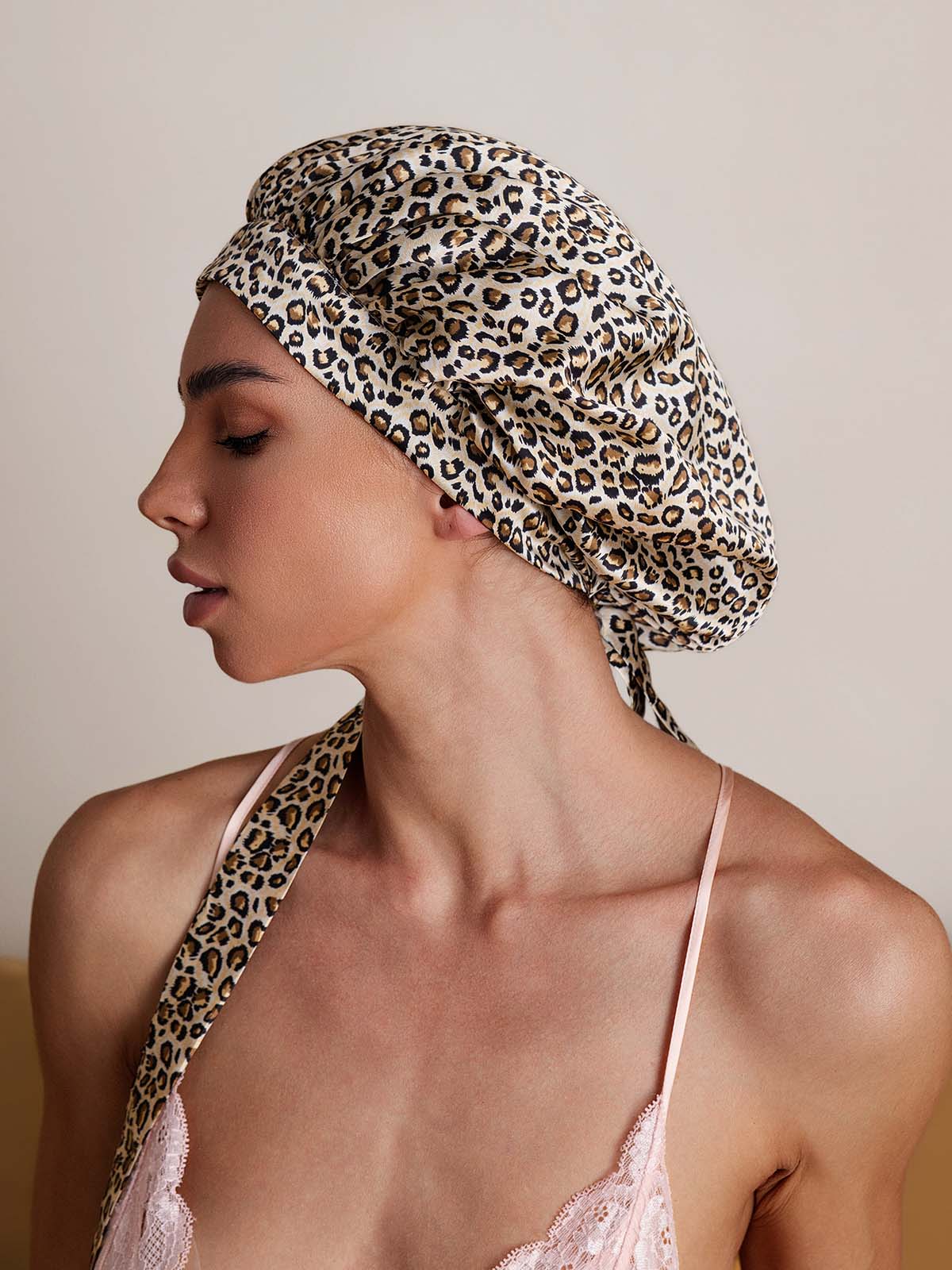 Bonnet de nuit élégant en soie pure avec longs rubans - Image 30