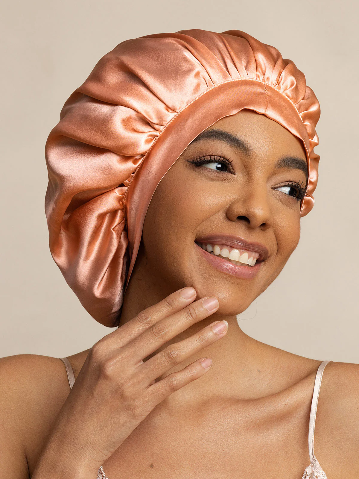 Bonnet de nuit élégant en soie pure avec longs rubans - Image 44