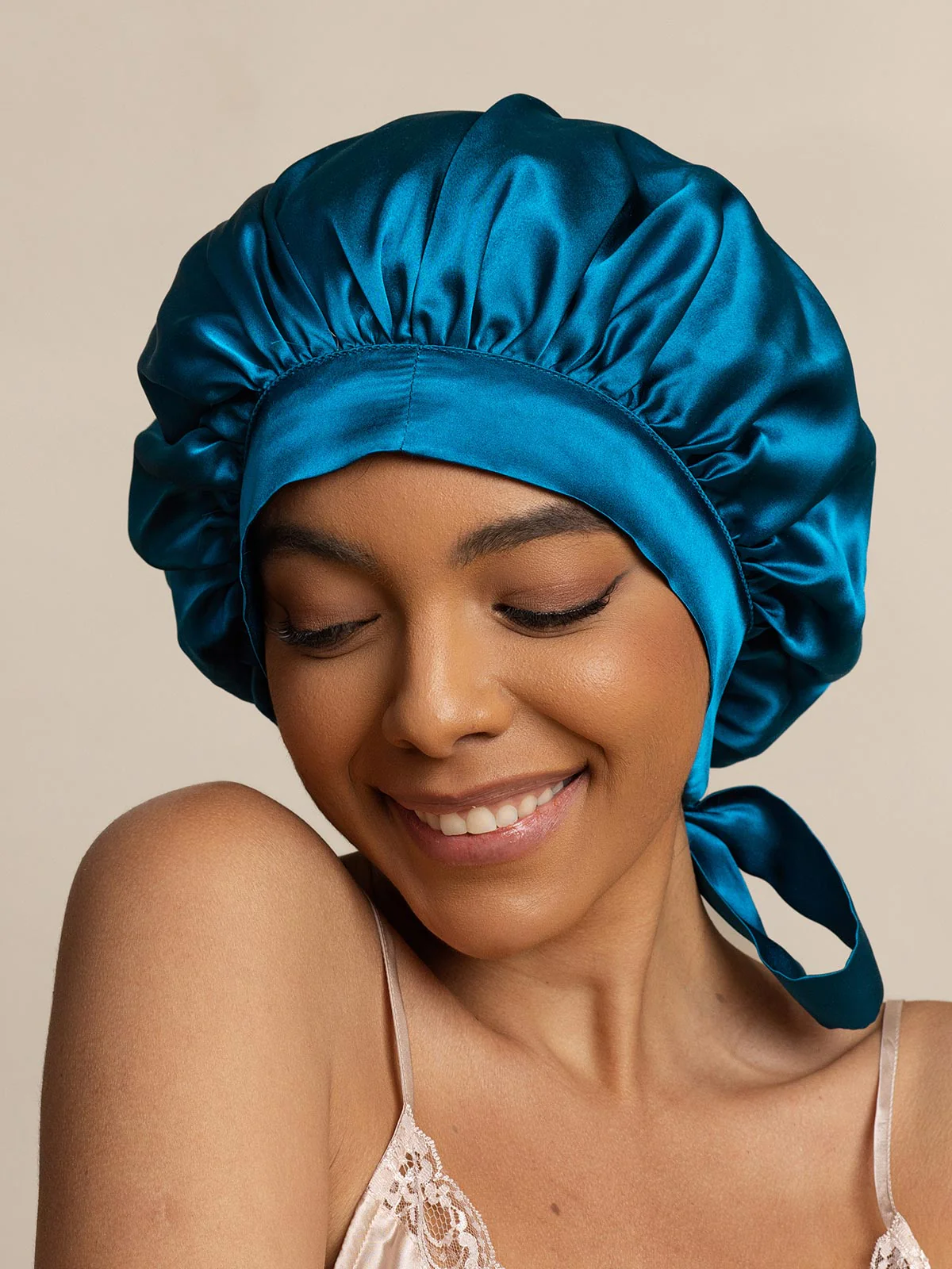 Bonnet de nuit élégant en soie pure avec longs rubans - Image 49