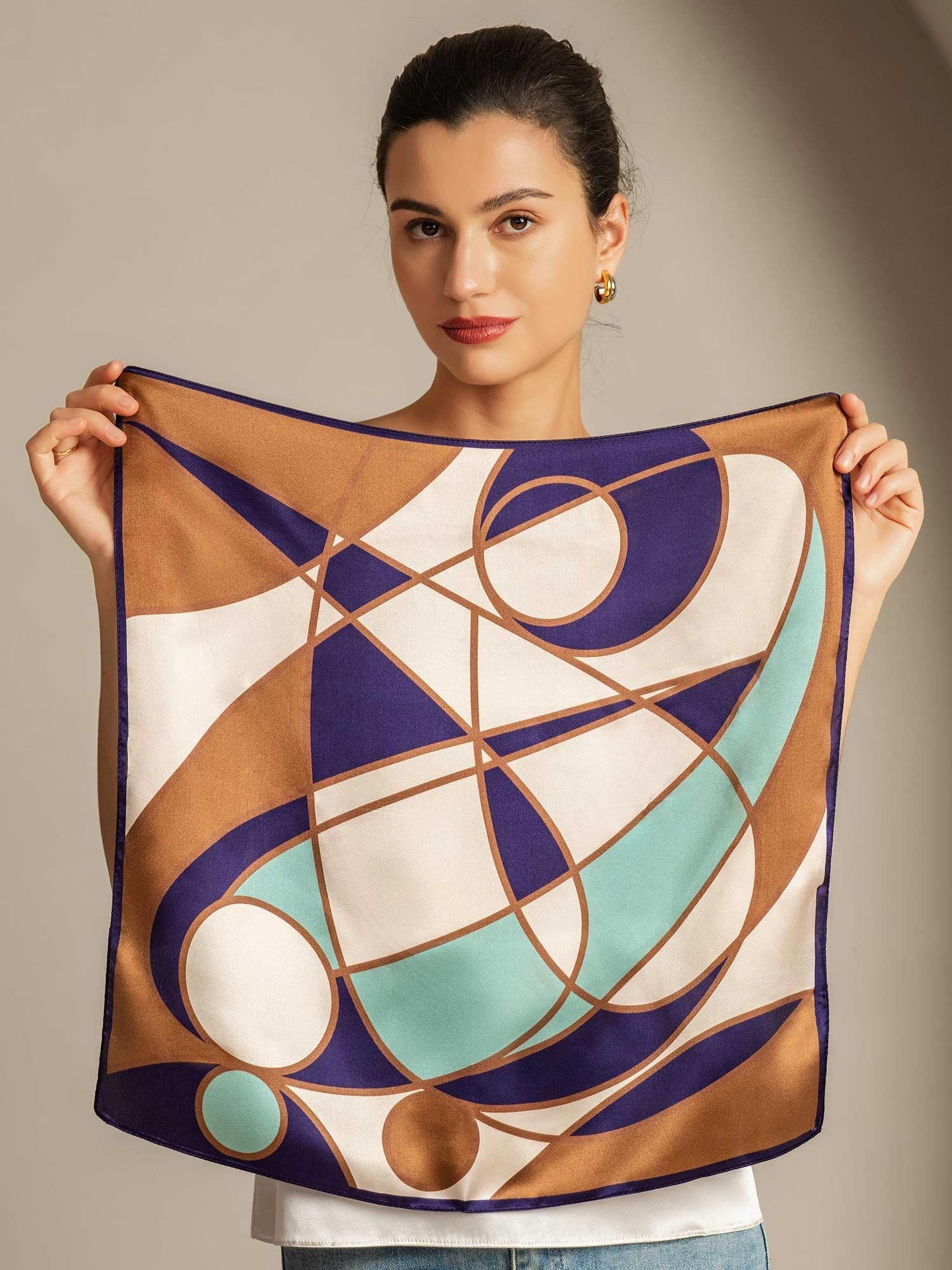 Foulard Carré en Pure Soie à Motif Géométrique - Taille 53x53cm - Image 3