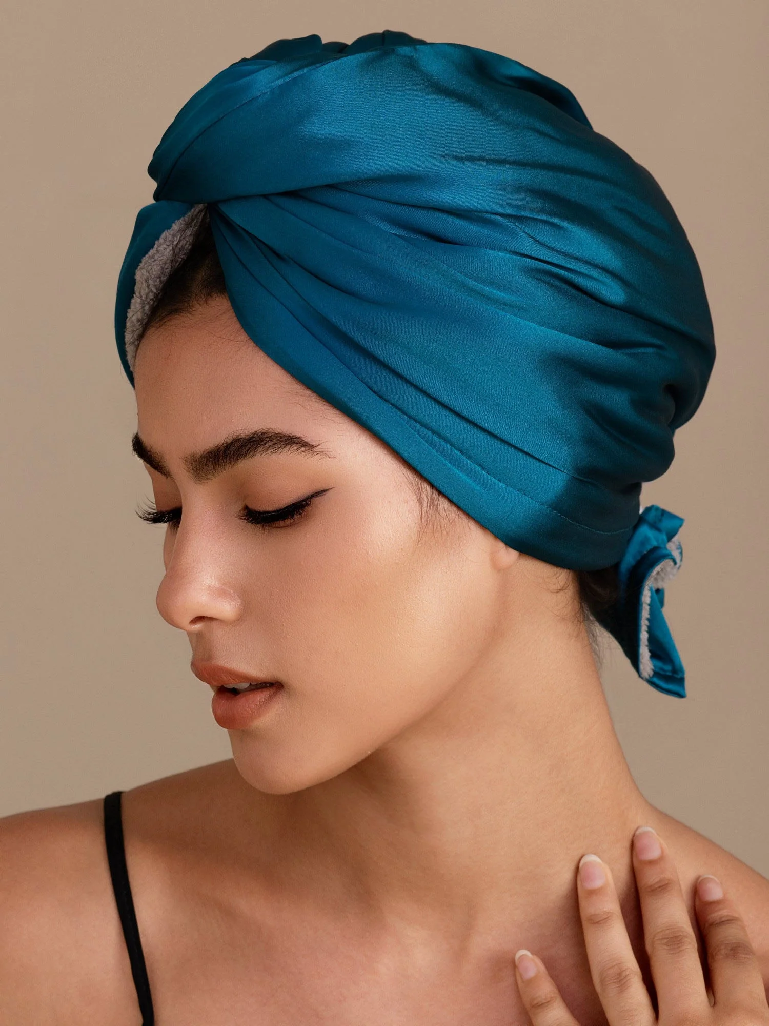 100% Soie de Mûrier Serviette Cheveux Double Face – Séchage Rapide, Anti-Frisottis & Doux pour les Cheveux - Image 18