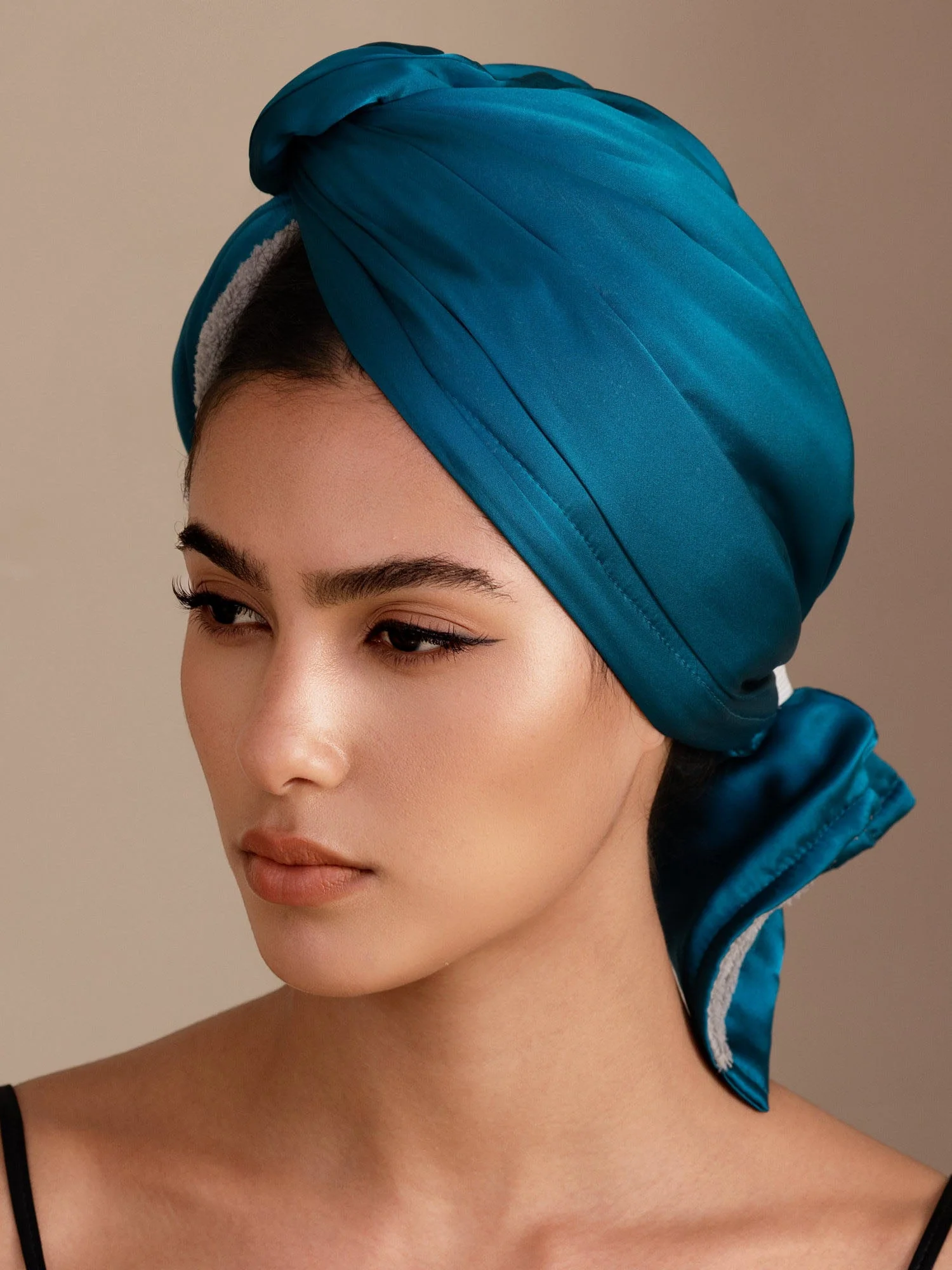 100% Soie de Mûrier Serviette Cheveux Double Face – Séchage Rapide, Anti-Frisottis & Doux pour les Cheveux - Image 19