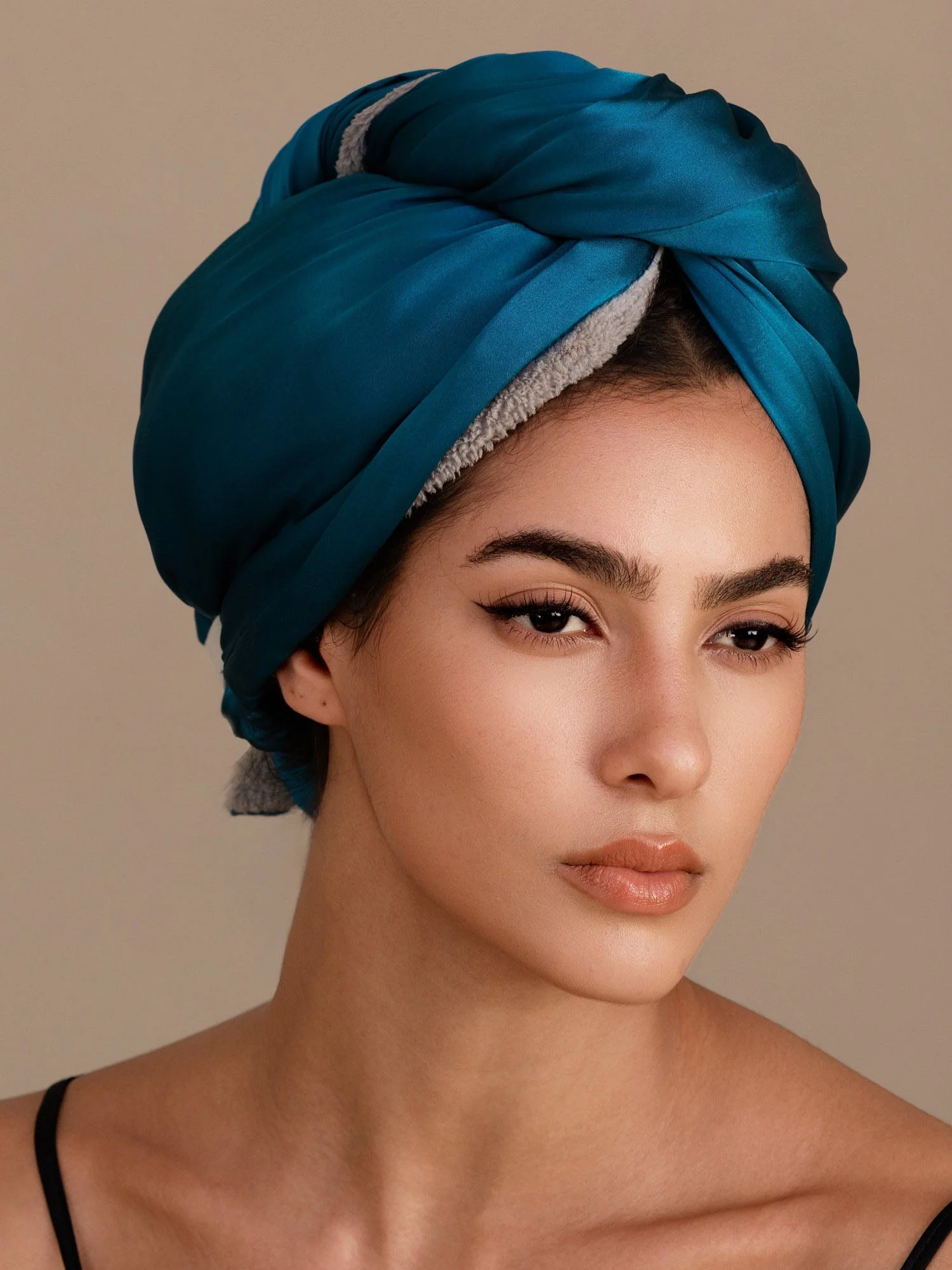 100% Soie de Mûrier Serviette Cheveux Double Face – Séchage Rapide, Anti-Frisottis & Doux pour les Cheveux - Image 22