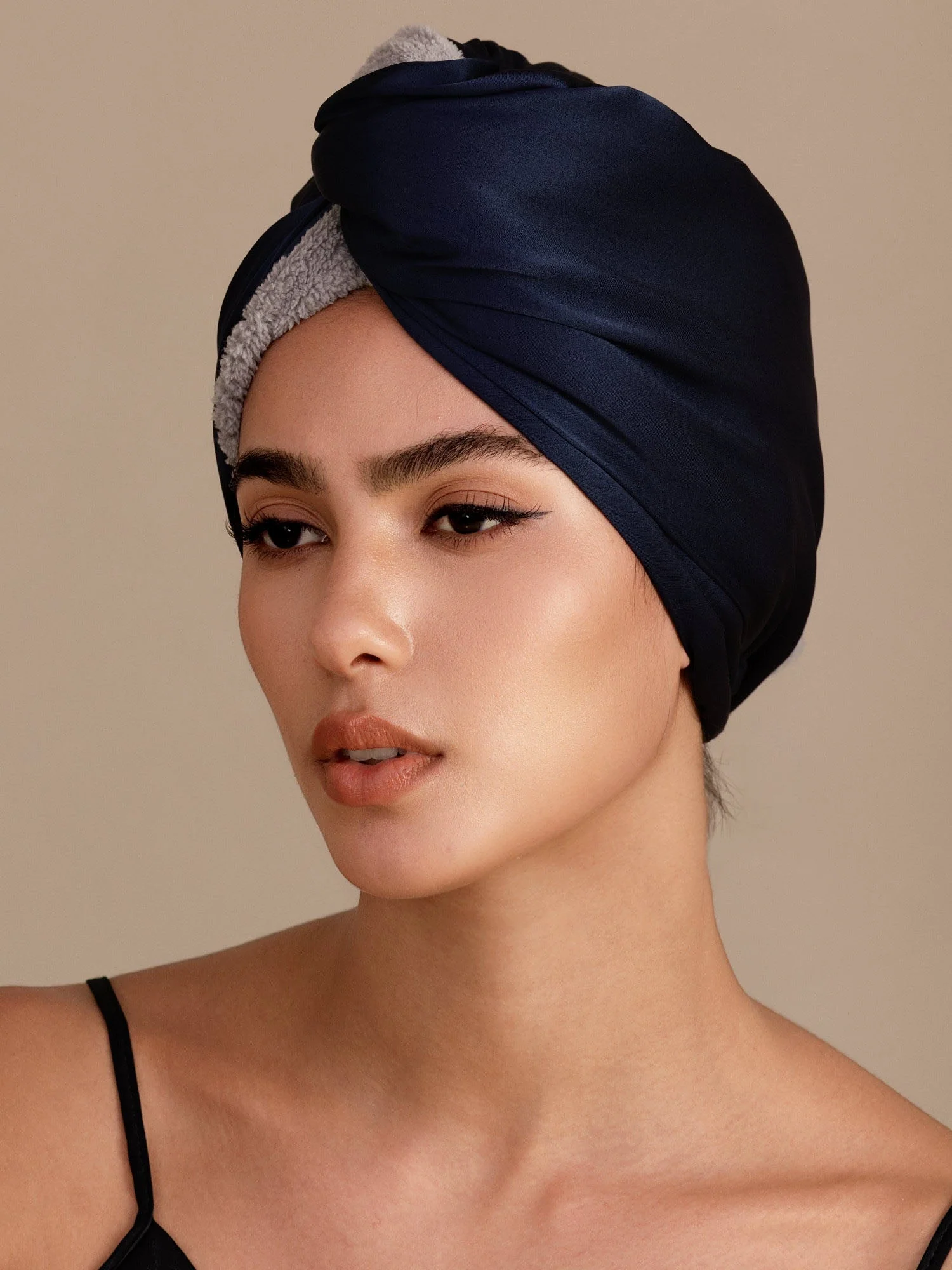 100% Soie de Mûrier Serviette Cheveux Double Face – Séchage Rapide, Anti-Frisottis & Doux pour les Cheveux - Image 7