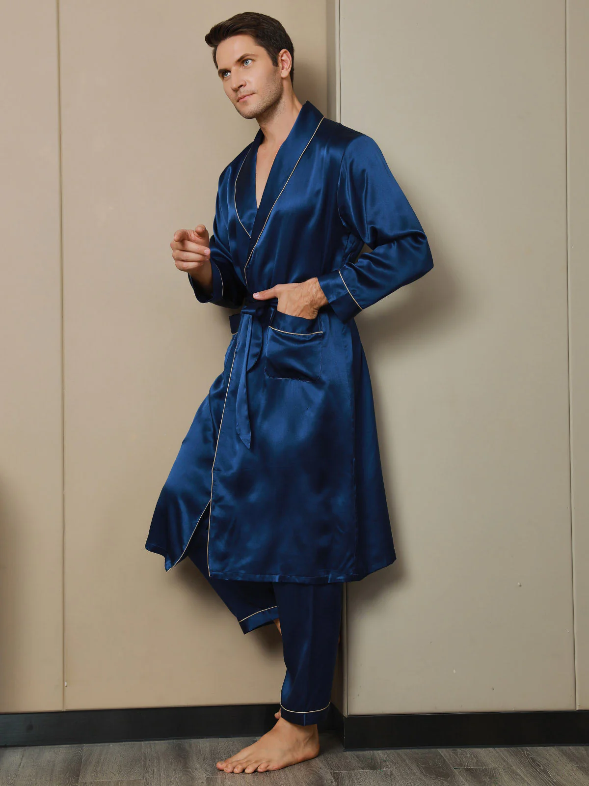 Peignoir Ceinturée à Col Revers En Pure Soie (Sans Pantalon) - Image 11