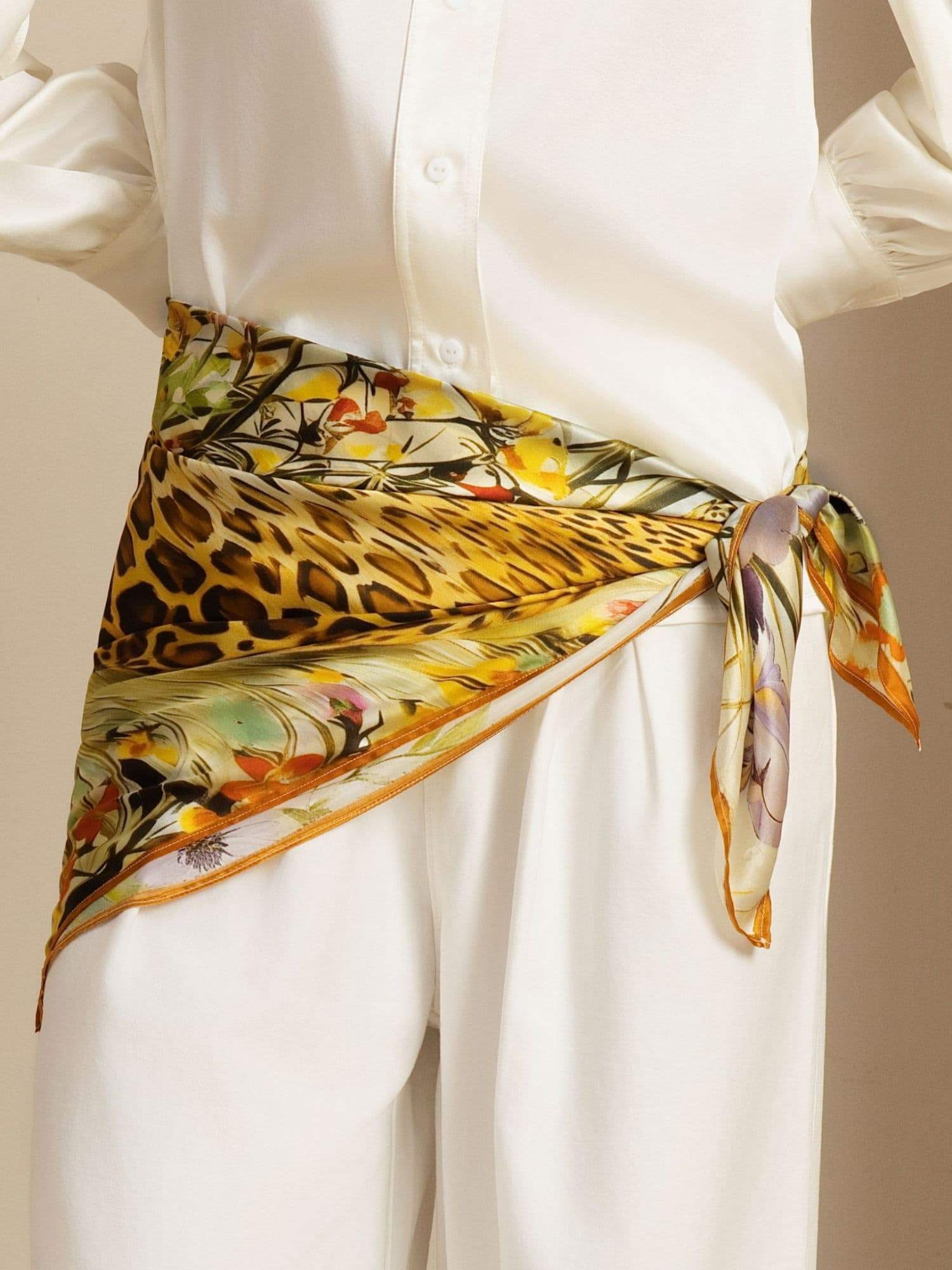 Pure Soie Léopard & Floral Foulard - Taille 90x90cm - Image 4