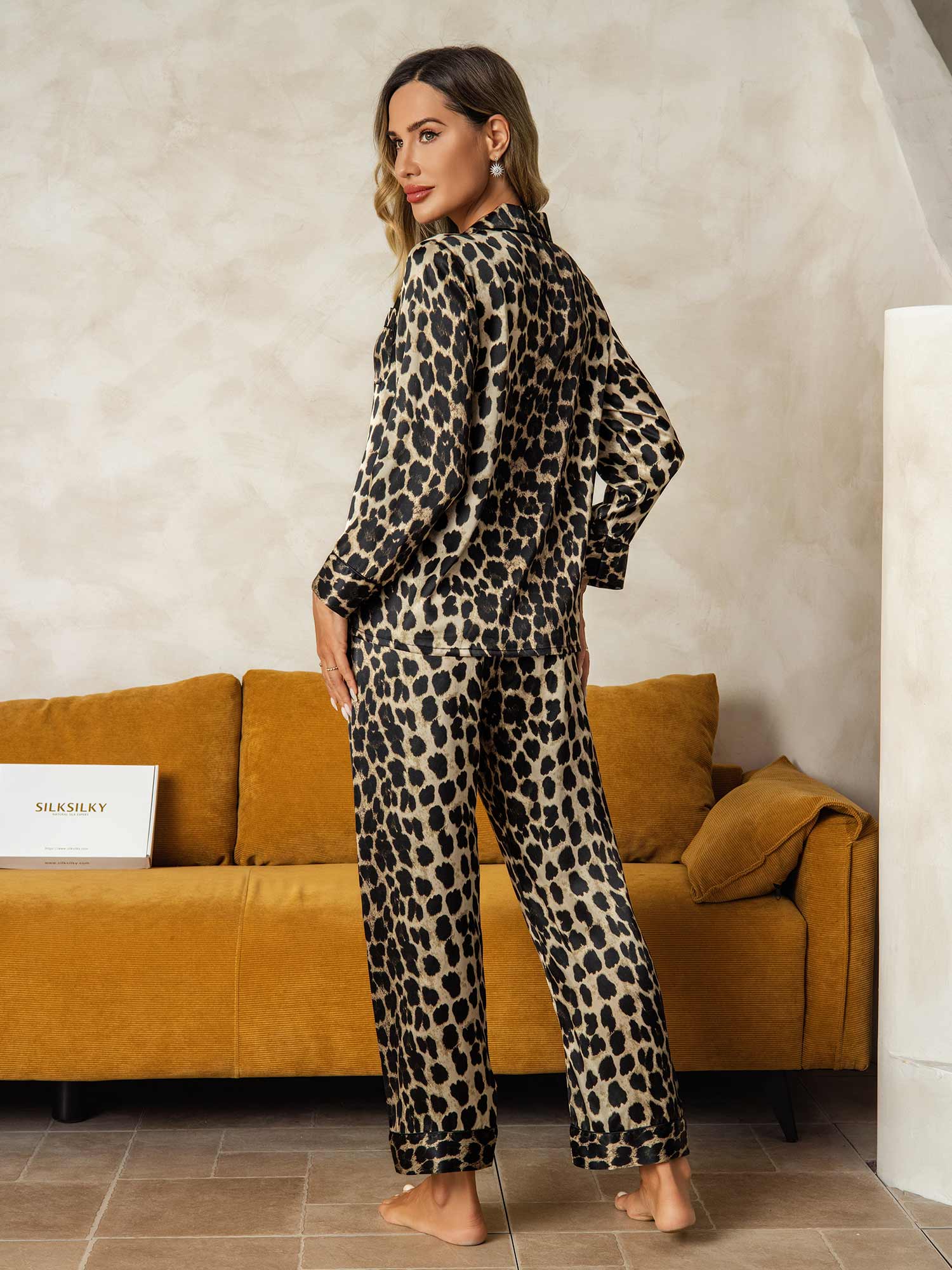 Pyjama Femme En Soie Pure Imprimé Léopard Manches Longues Col Revers Avec Pantalon - Image 2