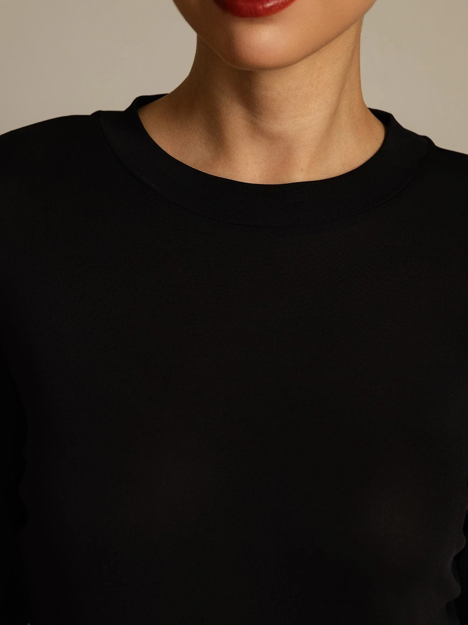 Haut À Manches Longues En Pure Soie Pour Femme À Col Rond - Image 22