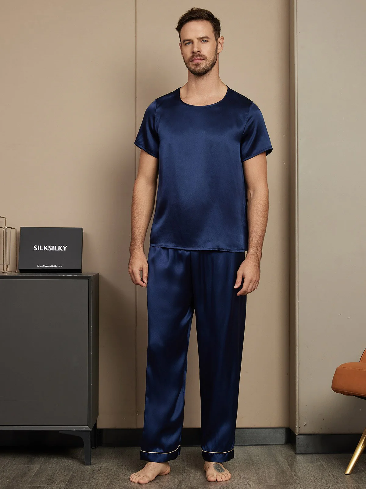 Ensemble Pyjama Pour Homme En Pure Soie À Manches Courtes Col Rond Avec Pantalon - Image 3