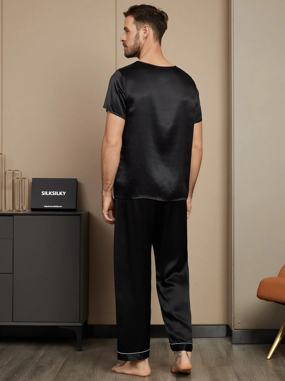 Ensemble Pyjama Pour Homme En Pure Soie À Manches Courtes Col Rond Avec Pantalon - Image 7