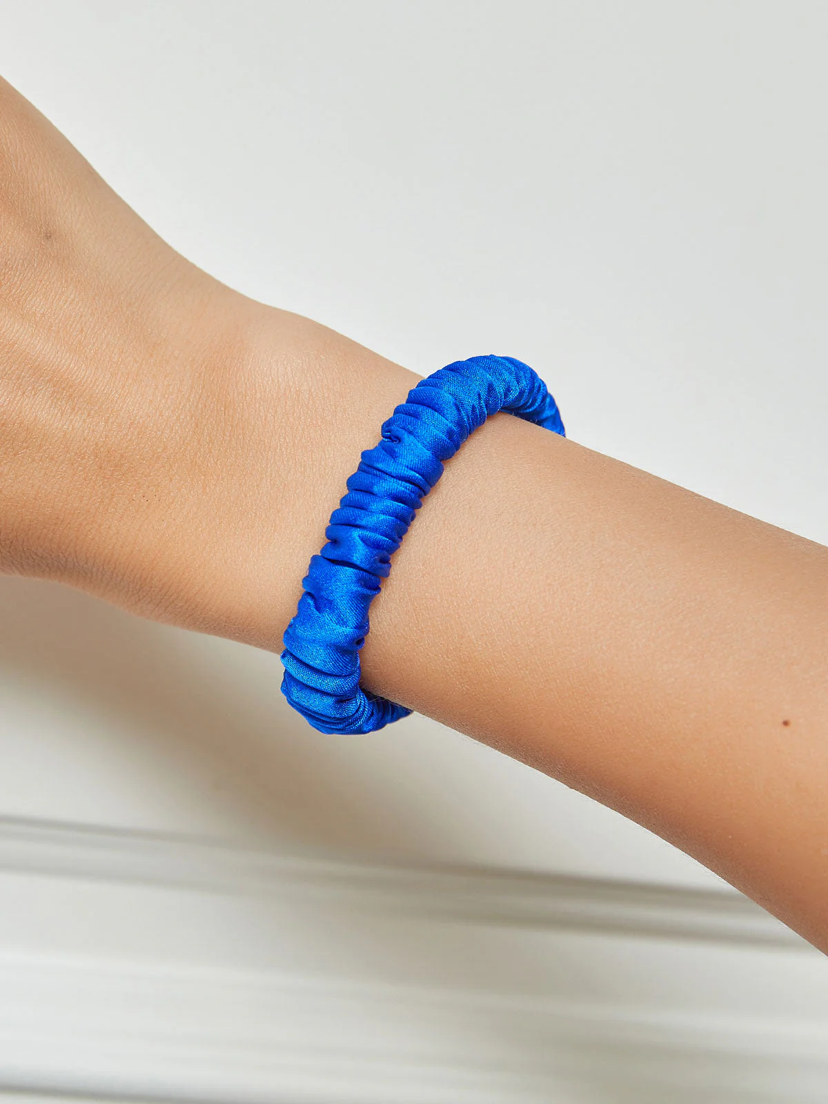 Chouchou Fin En Soie Douce - 1cm - Image 67