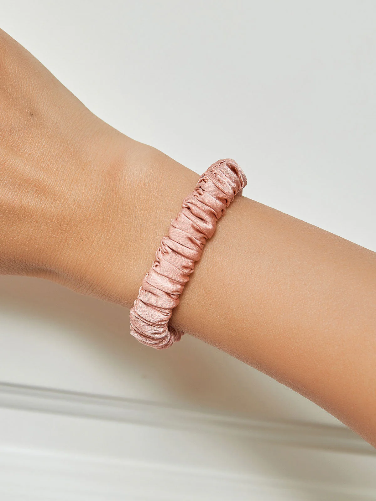 Chouchou Fin En Soie Douce - 1cm - Image 77
