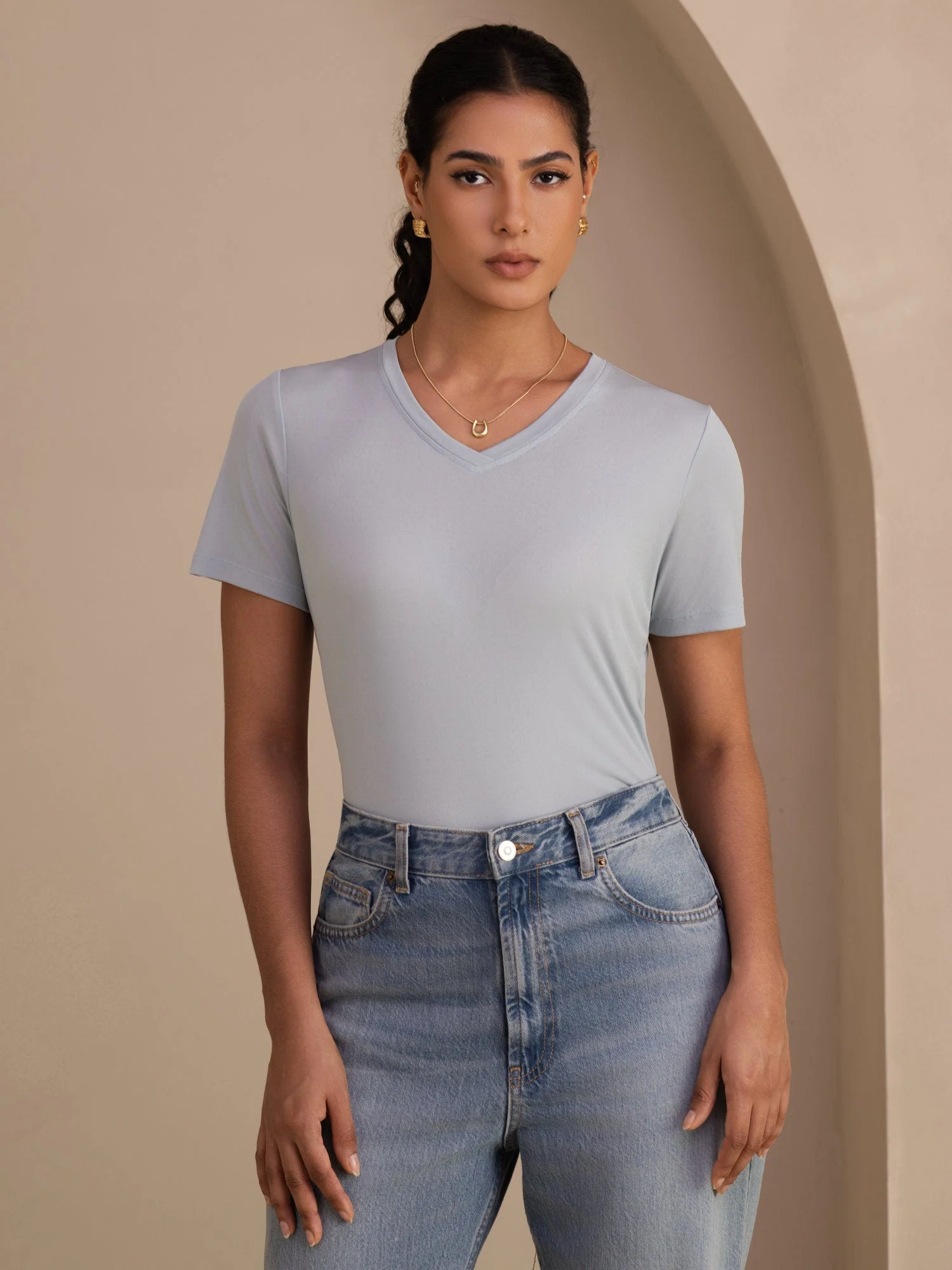 T-Shirt Femme à Manches Courtes et Décolleté en V en Soie Pure Résistant aux Accrochages - Image 12