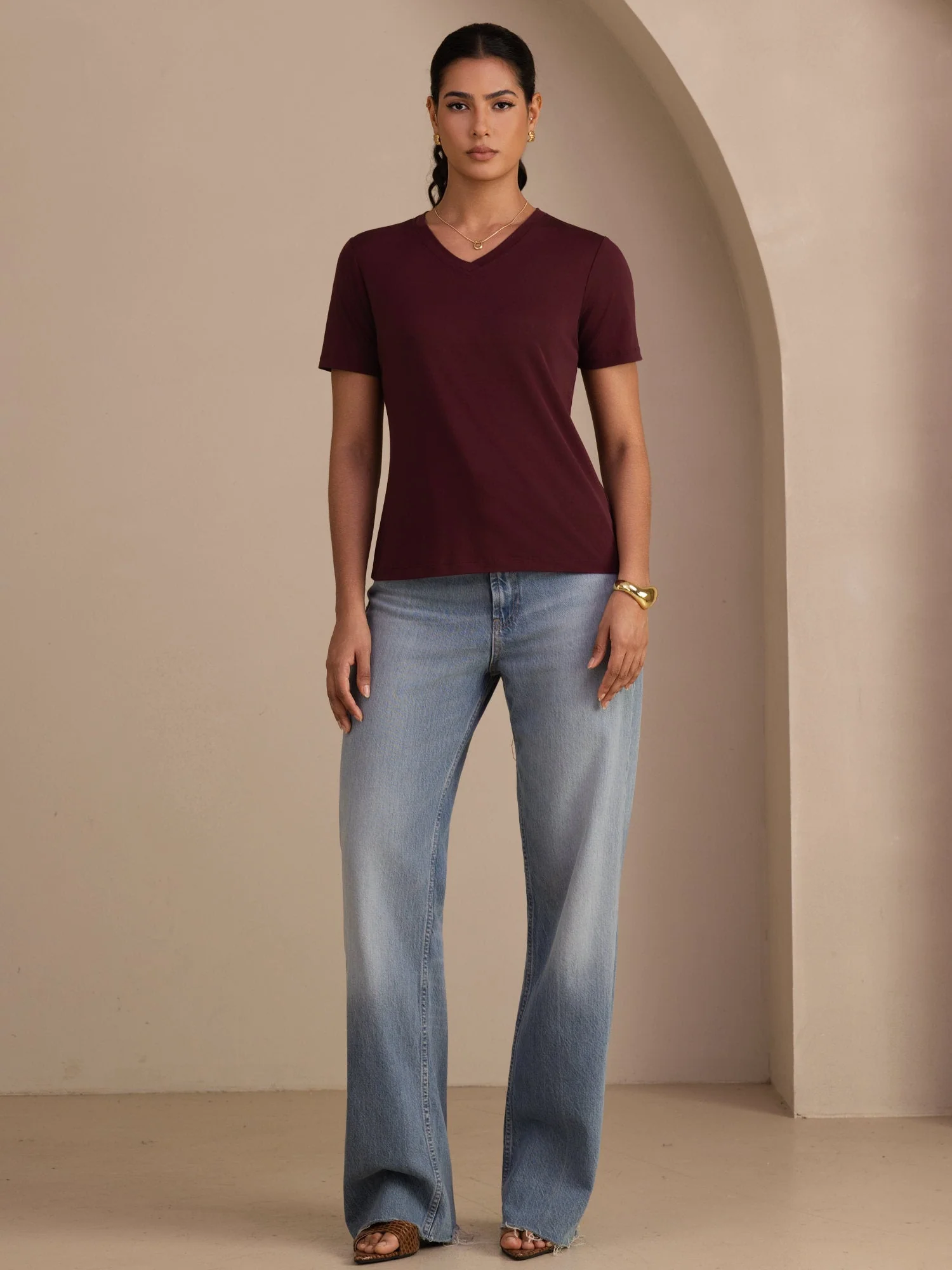 T-Shirt Femme à Manches Courtes et Décolleté en V en Soie Pure Résistant aux Accrochages - Image 21
