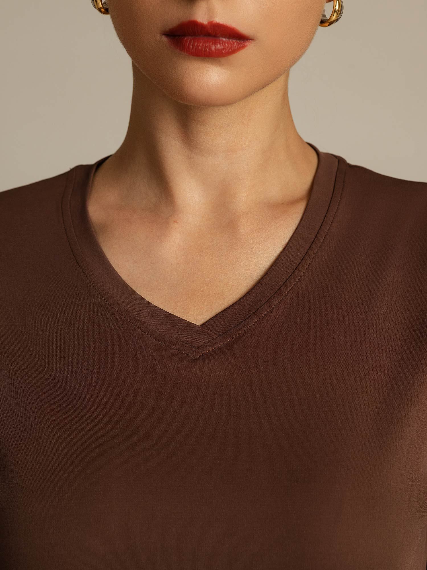 T-Shirt Femme à Manches Courtes et Décolleté en V en Soie Pure Résistant aux Accrochages - Image 50