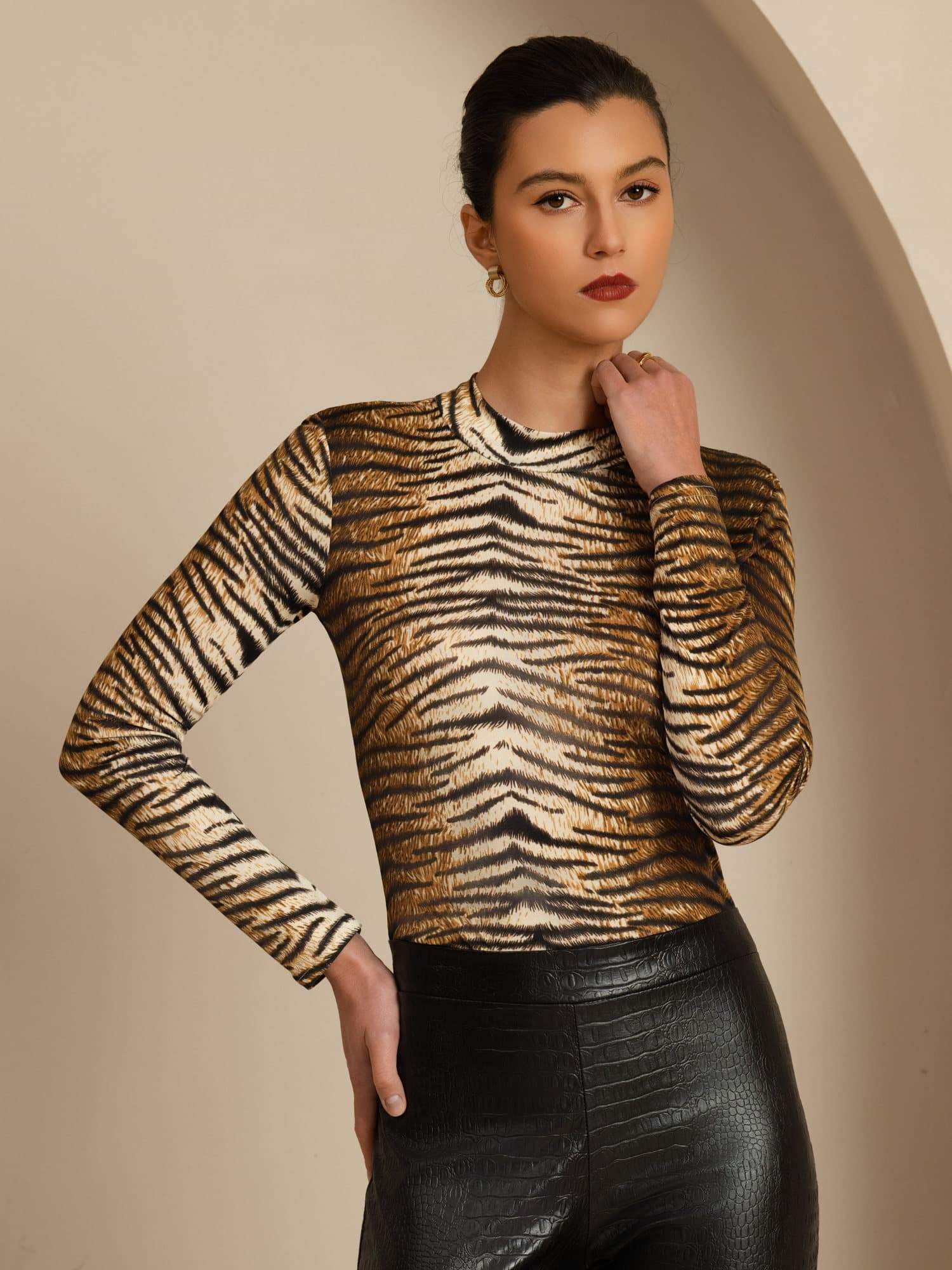Pure Soie Femme Imprimé Animal Sauvage Manches Longues Col Montant Haut - Image 9