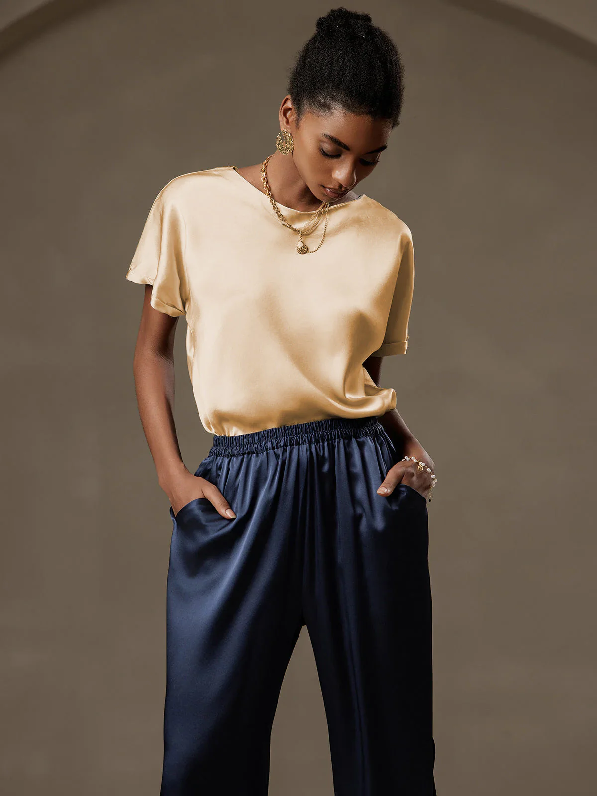 19Momme T-shirt à manches courtes décontracté en soie classique - Image 57